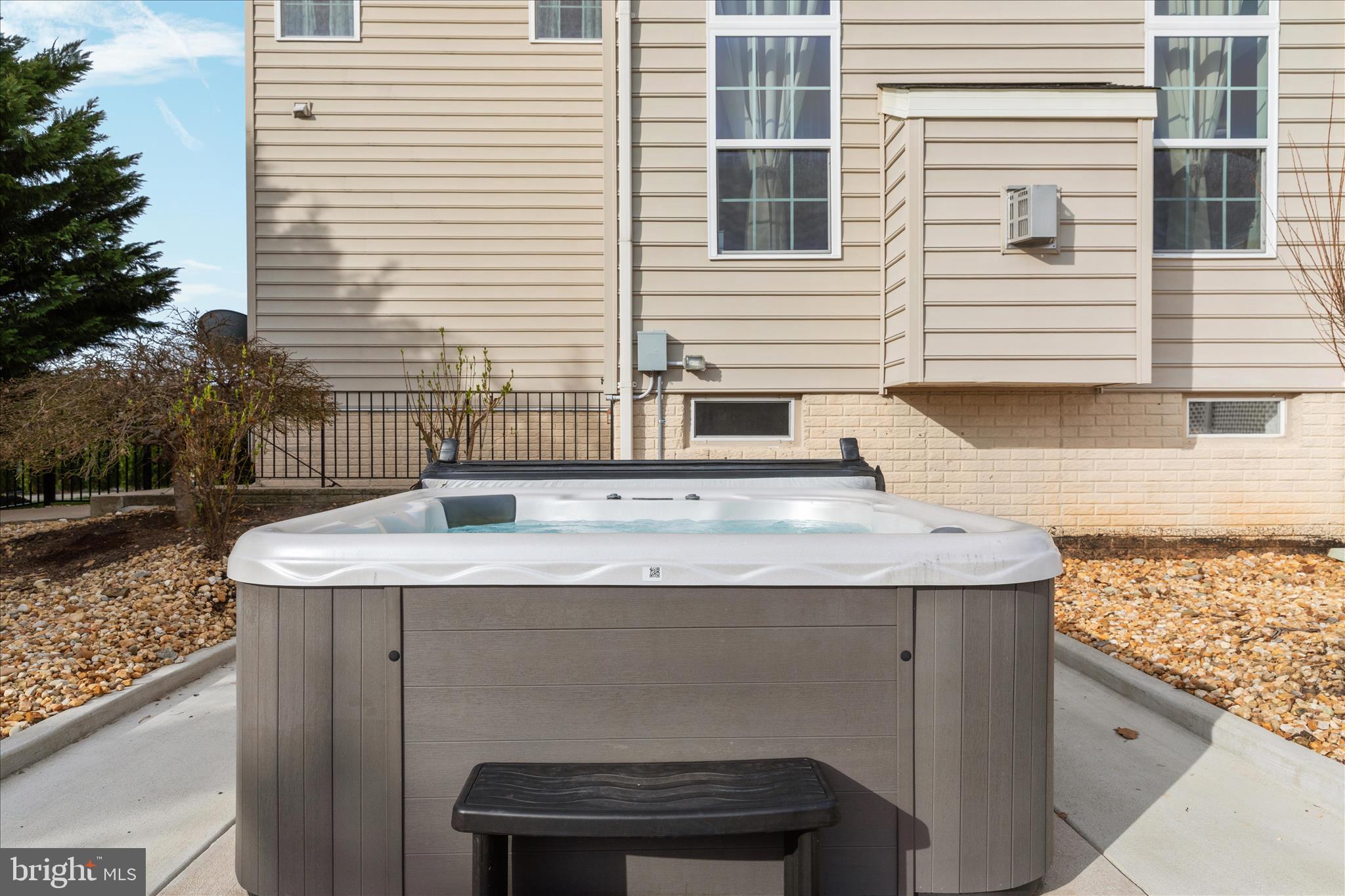 BROOKSIDE - Residential