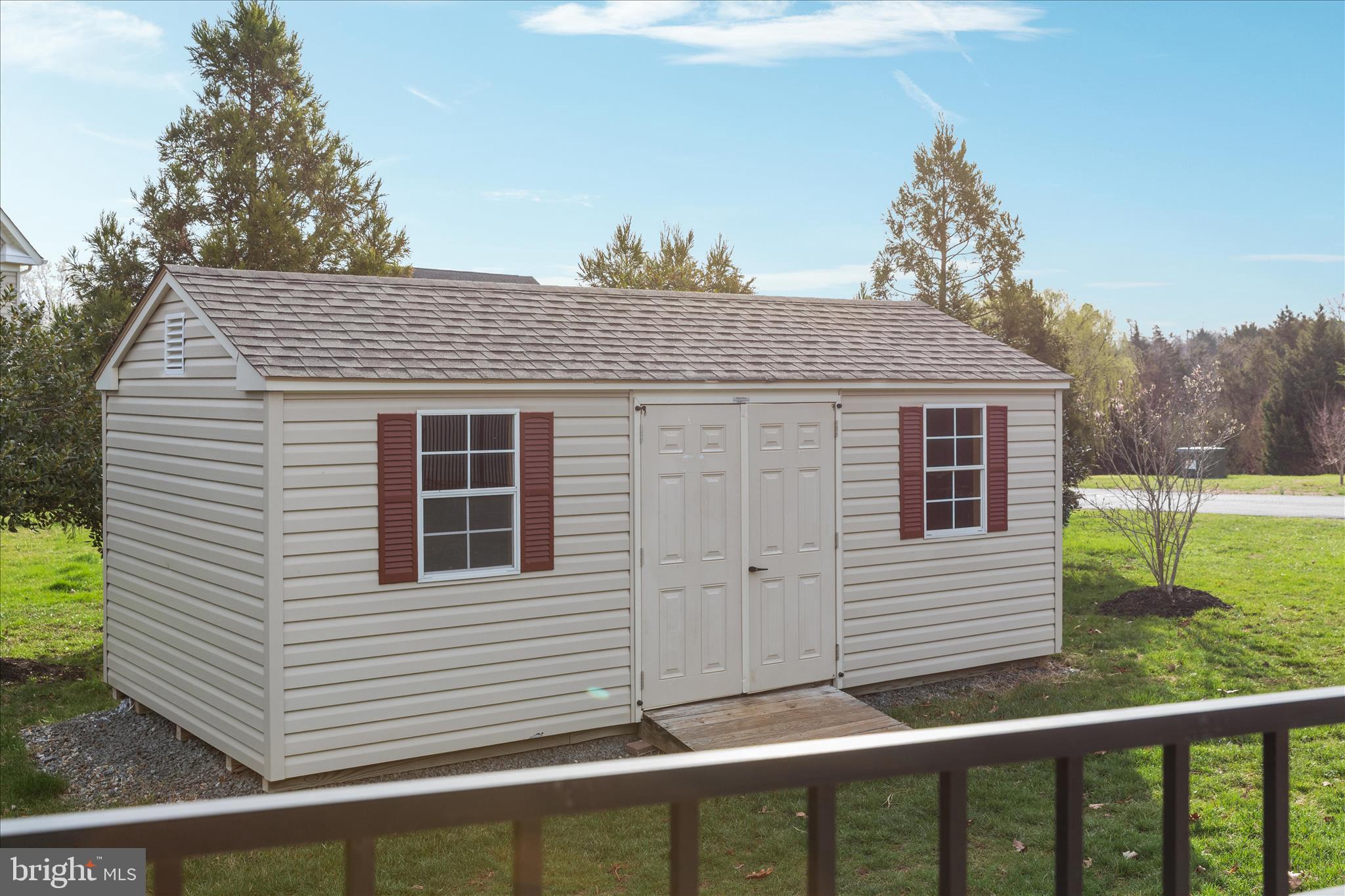 BROOKSIDE - Residential