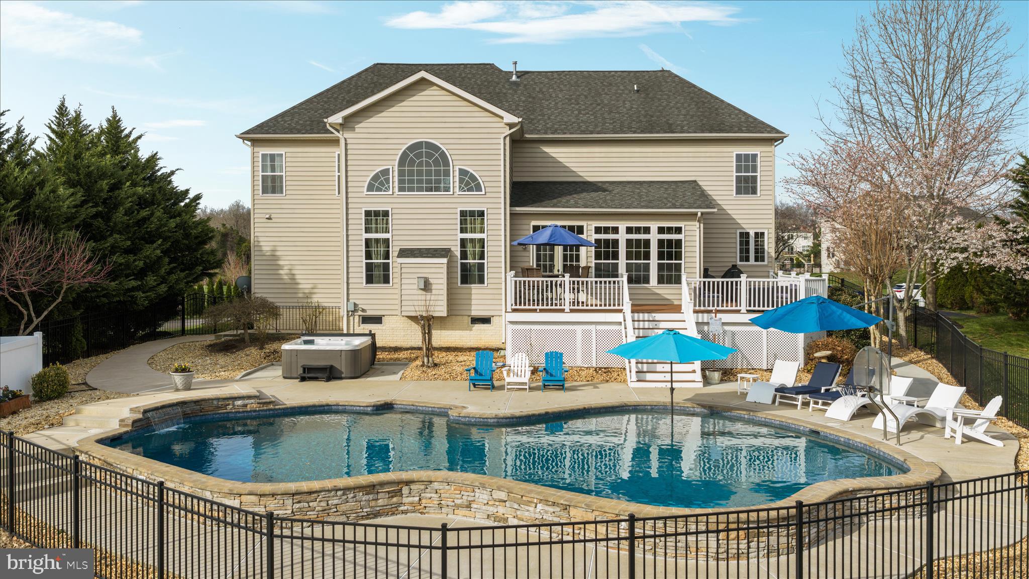 BROOKSIDE - Residential