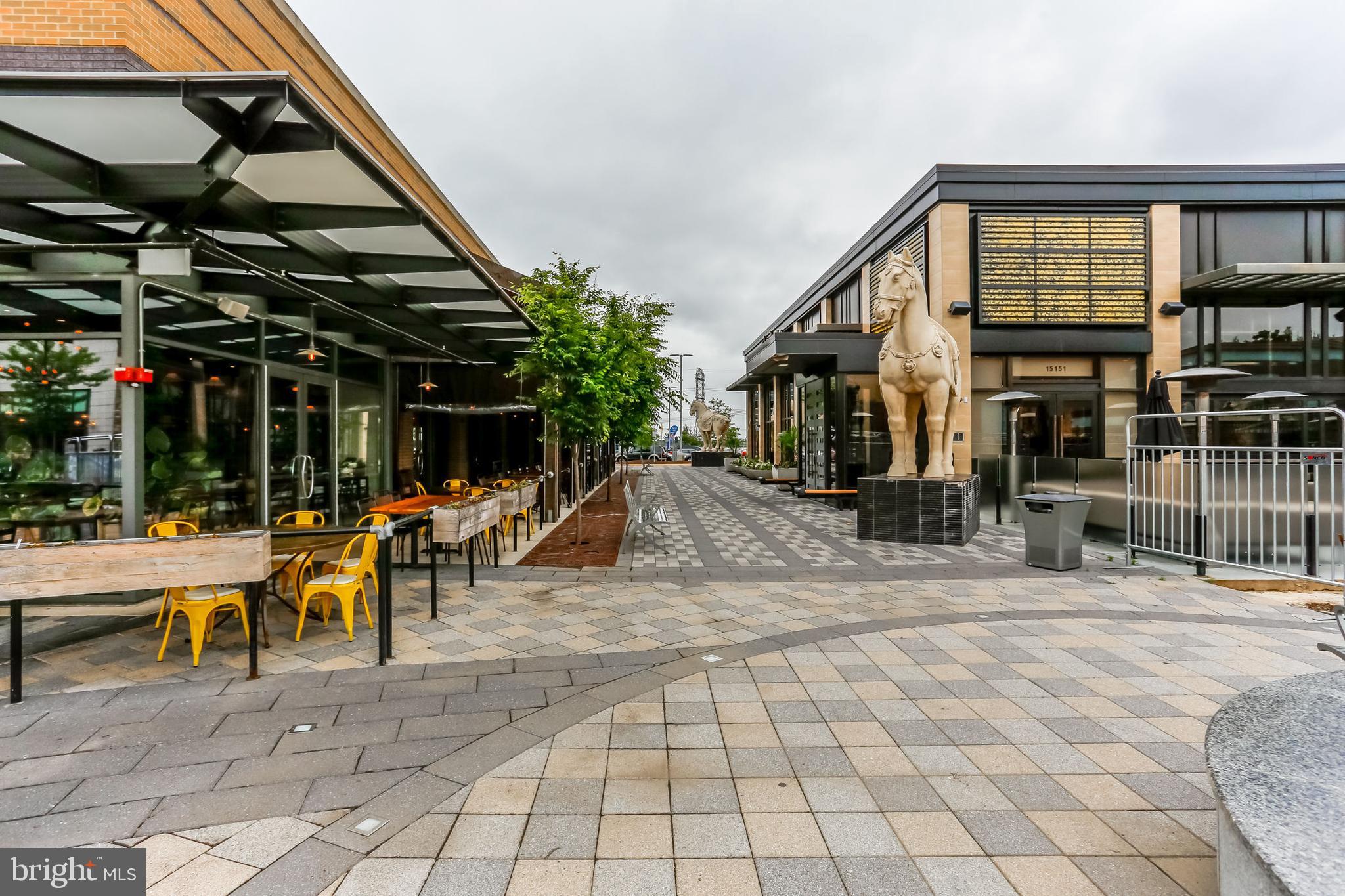 PORT POTOMAC - Residential