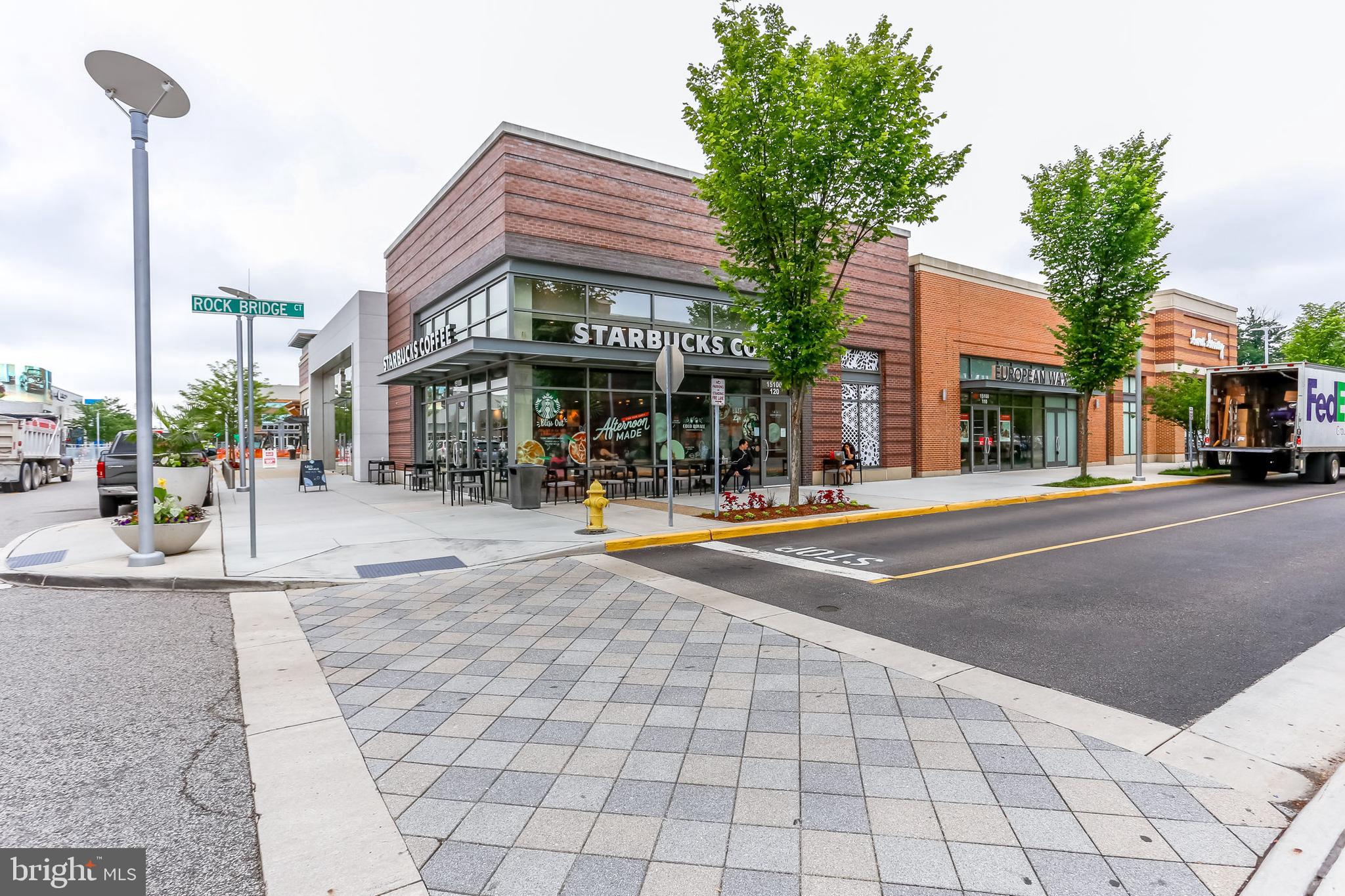 PORT POTOMAC - Residential