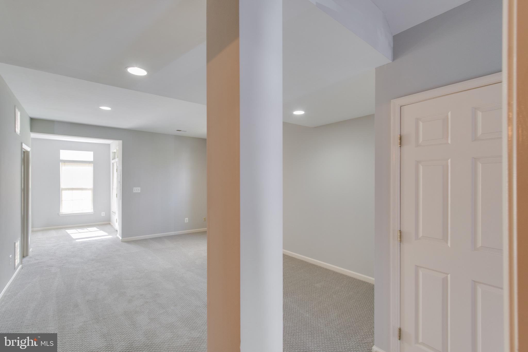 PORT POTOMAC - Residential