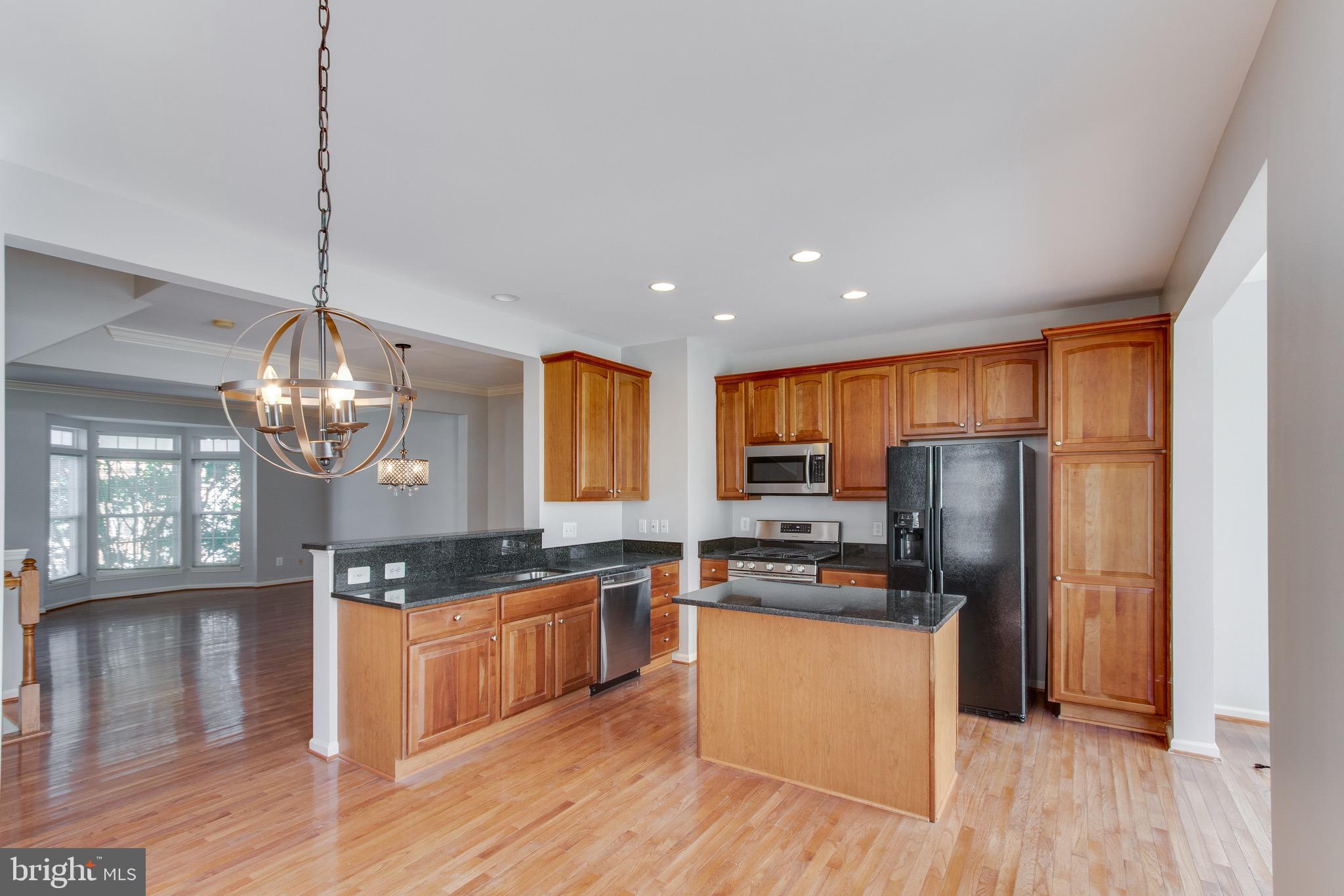 PORT POTOMAC - Residential