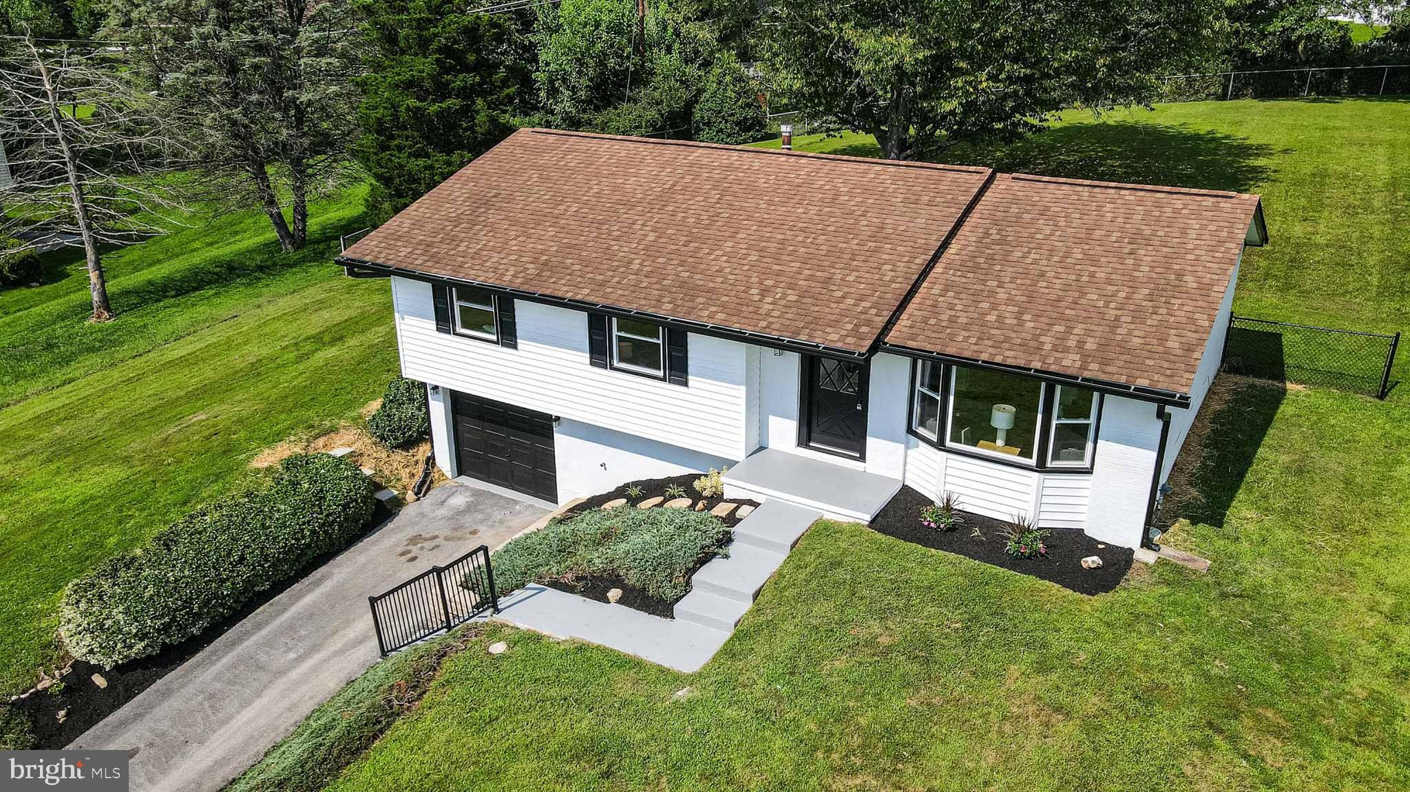 PINE ORCHARD MEADOWS - Residential