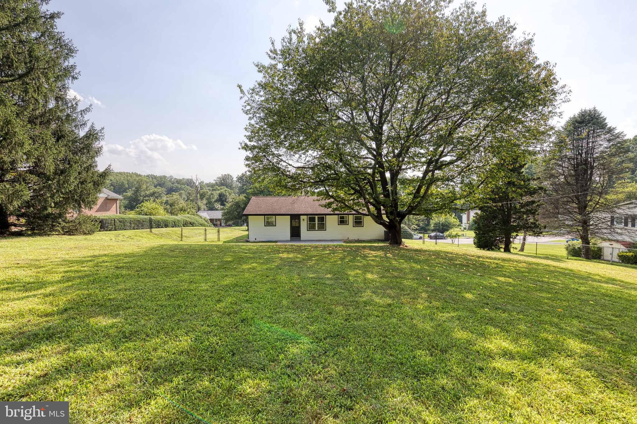 PINE ORCHARD MEADOWS - Residential