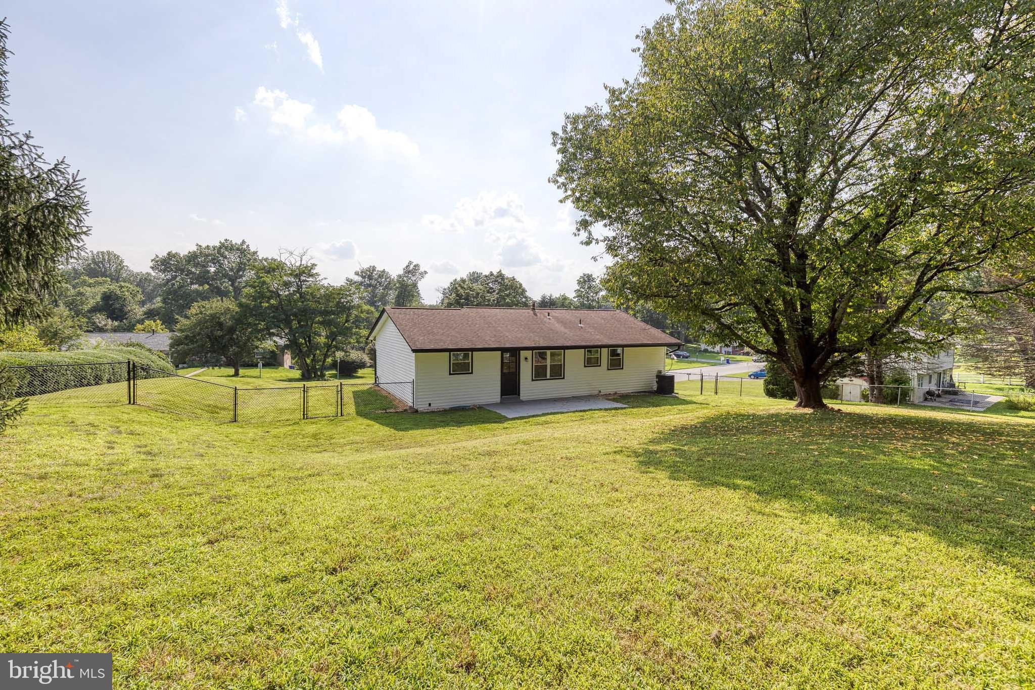 PINE ORCHARD MEADOWS - Residential