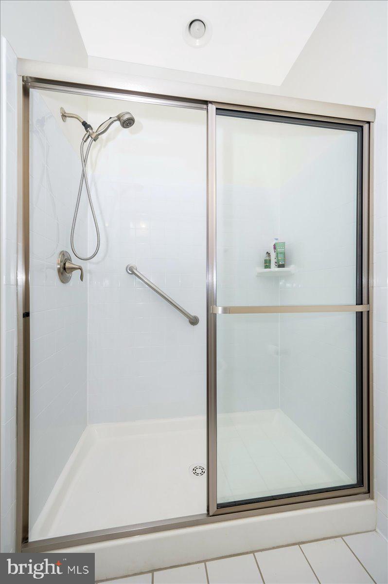 THE HOMES AT STRAWBRIDGE MEADOWS - Residential