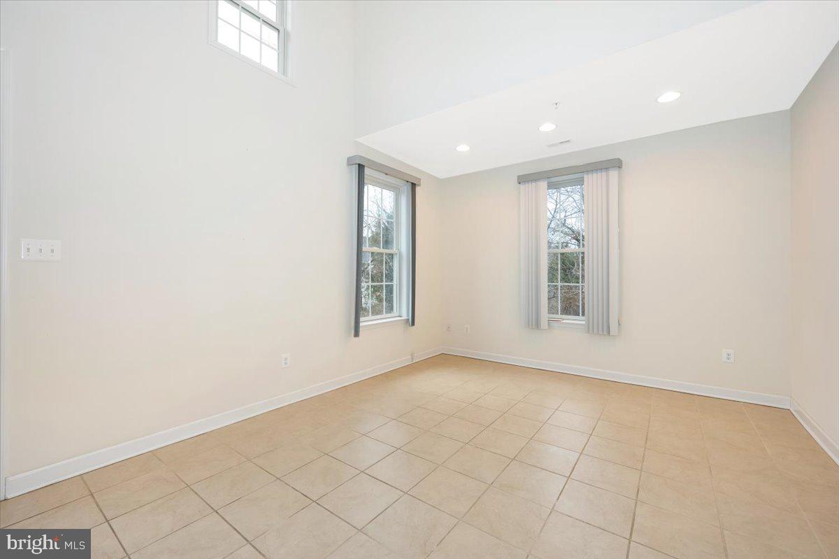 THE HOMES AT STRAWBRIDGE MEADOWS - Residential