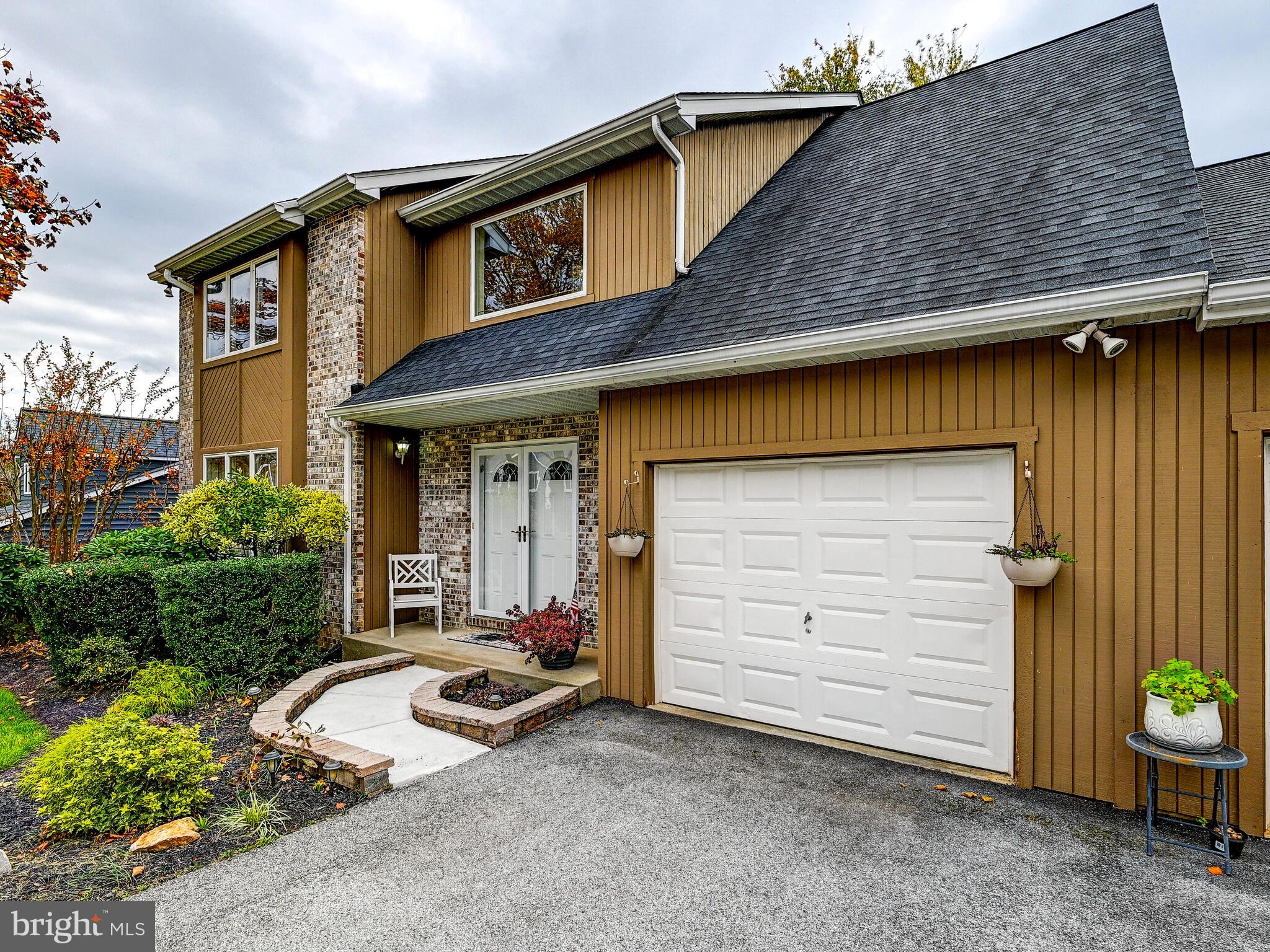 VELVET HILLS SOUTH - Residential