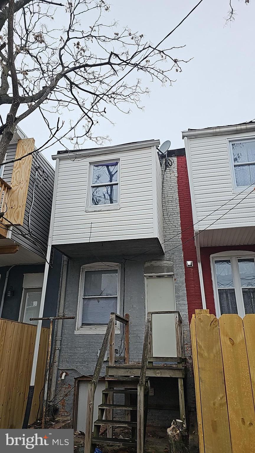 BROADWAY EAST - Residential