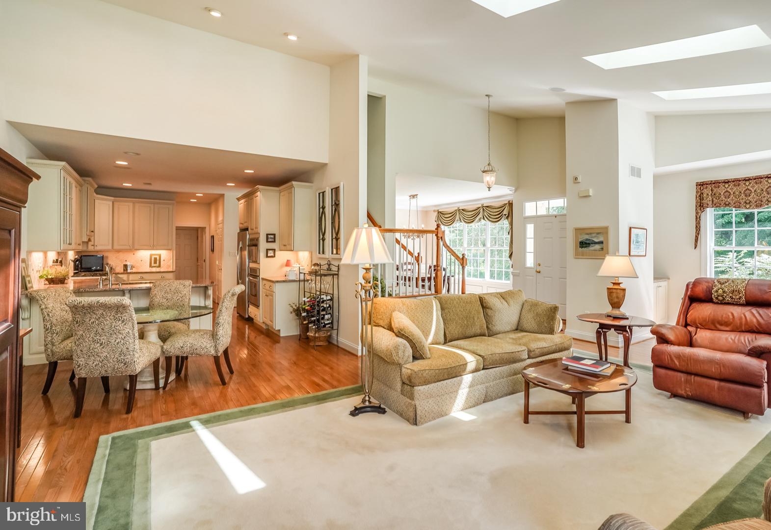 CHERRY CREEK - Residential
