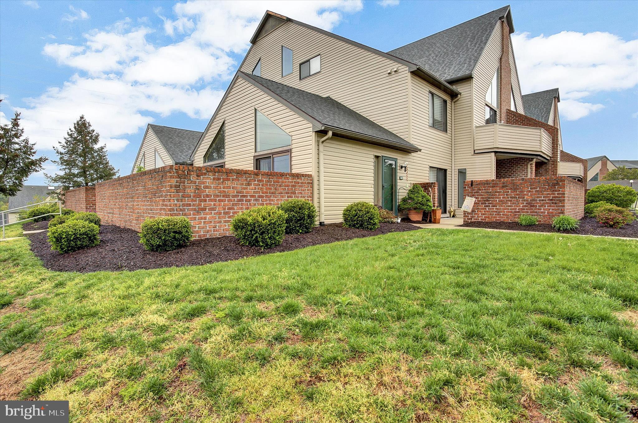 609 CHERRINGTON DRIVE