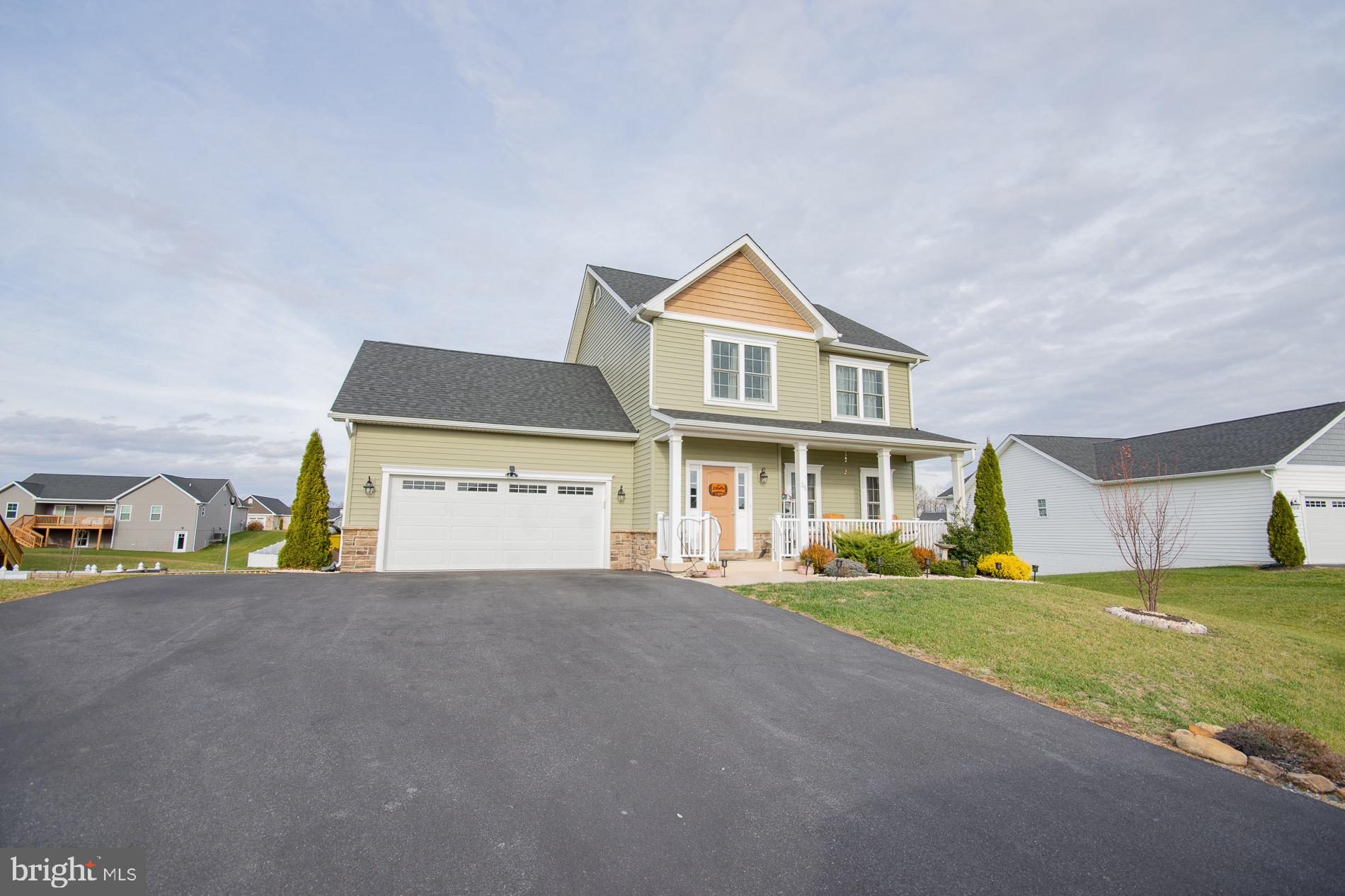 BRIDLE CREEK - Residential