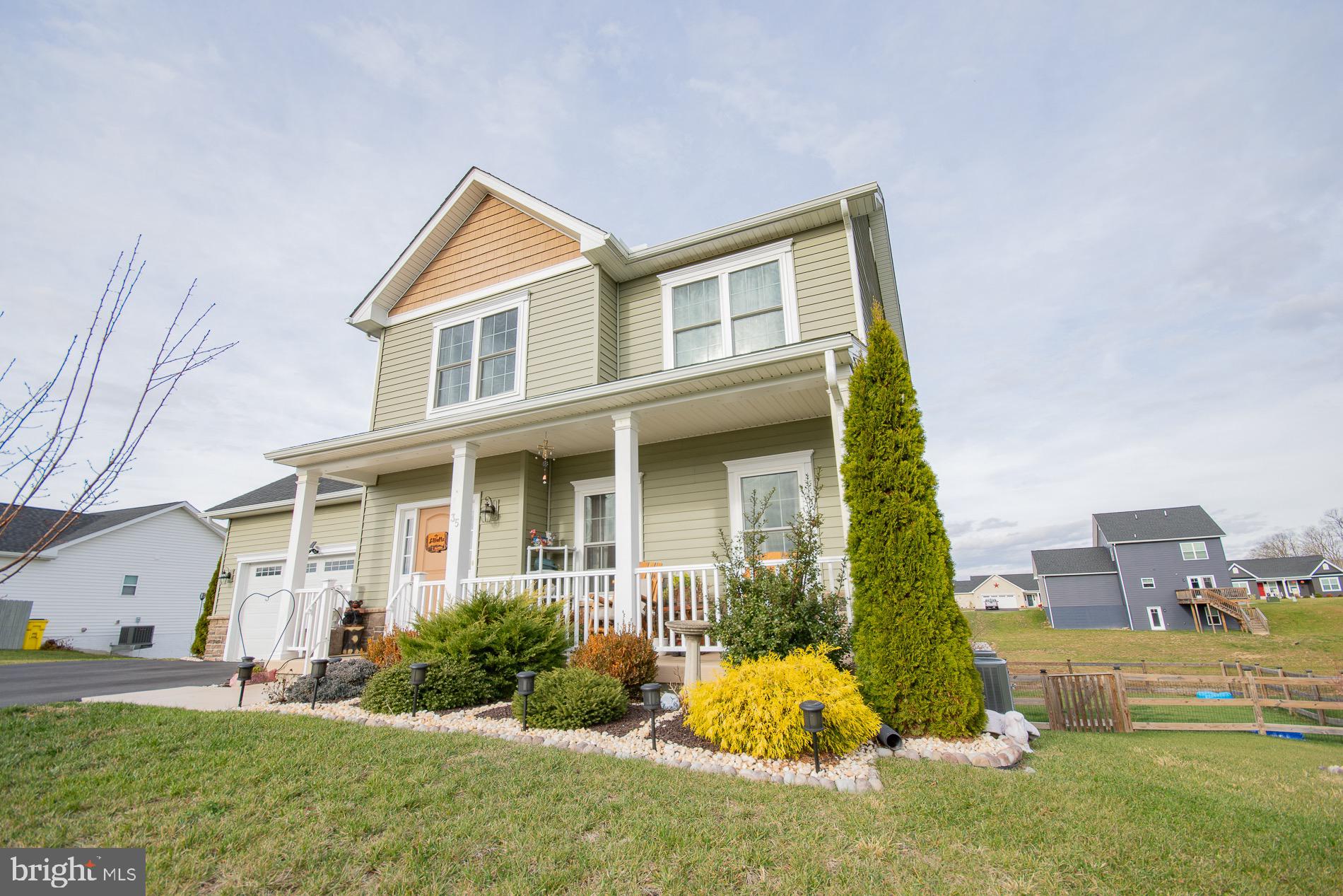 BRIDLE CREEK - Residential