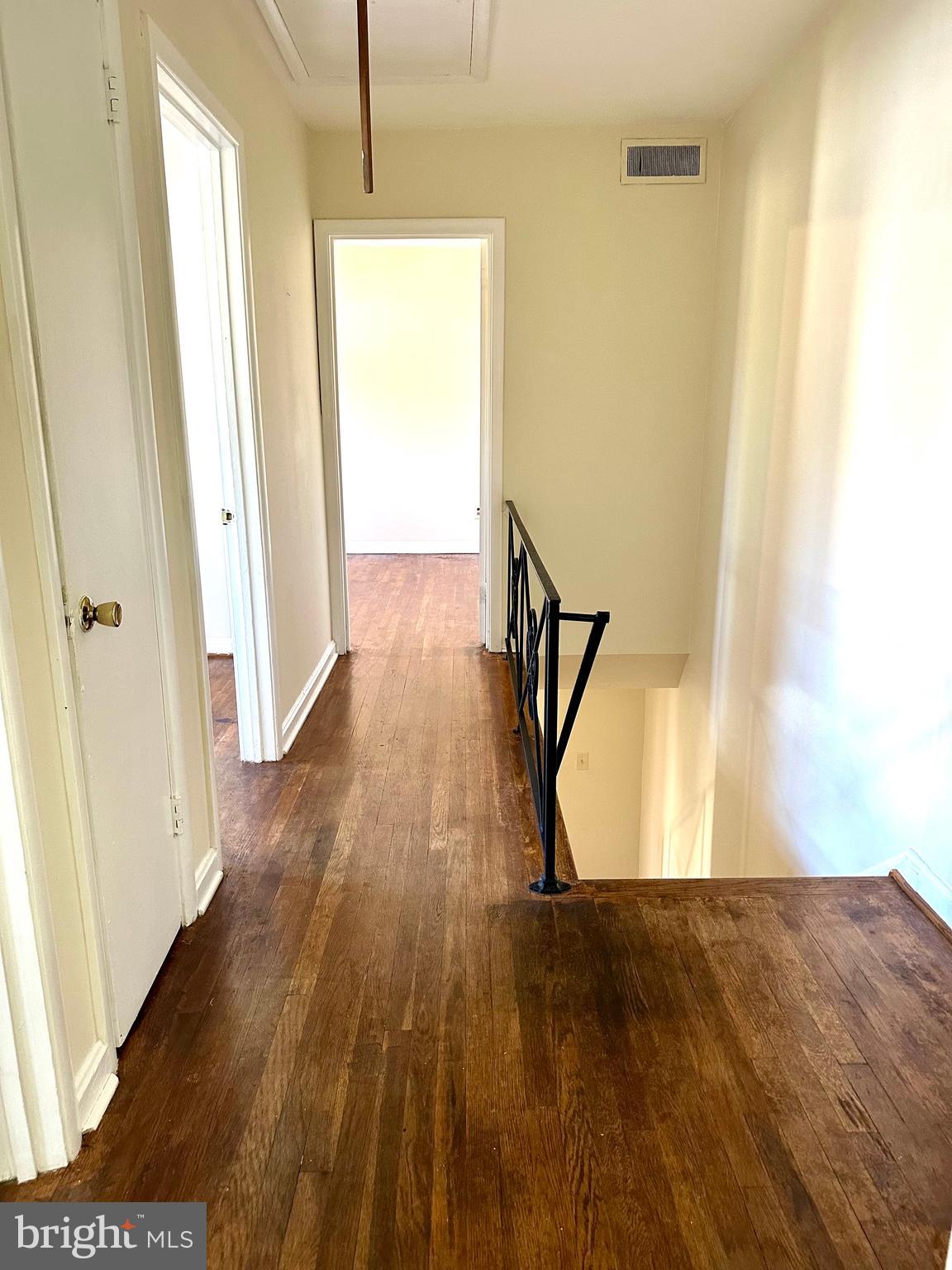 BROOKVILLE - Residential Lease