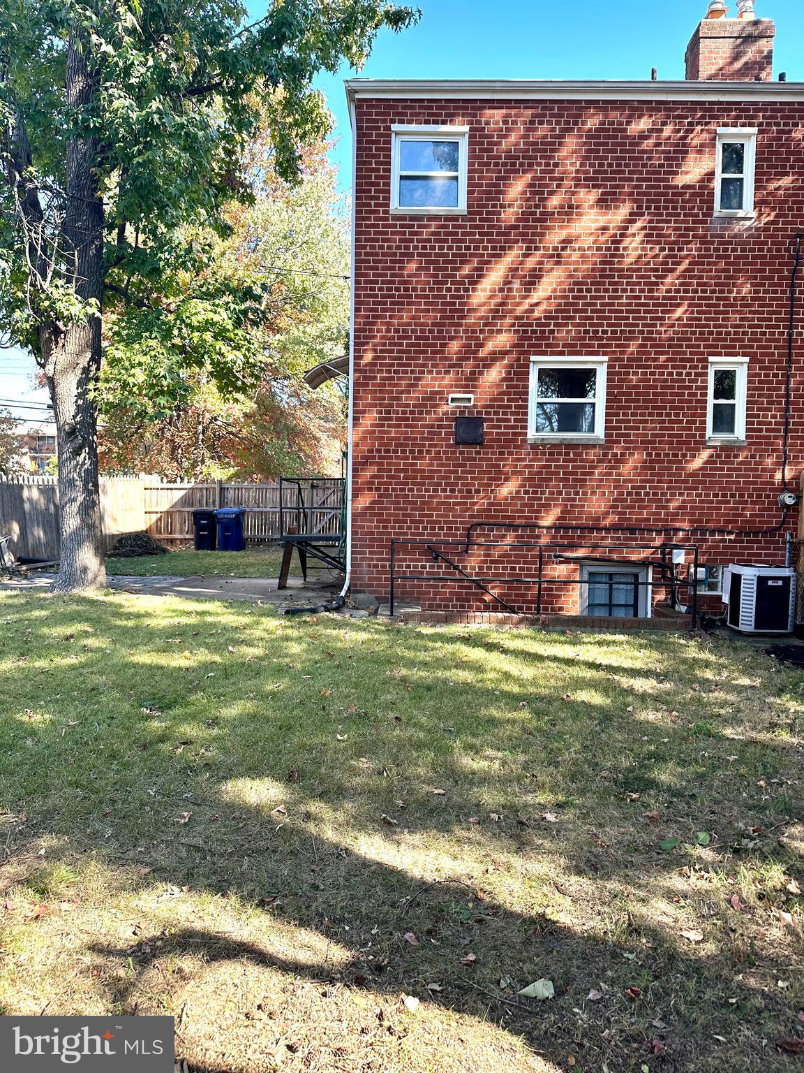 BROOKVILLE - Residential Lease