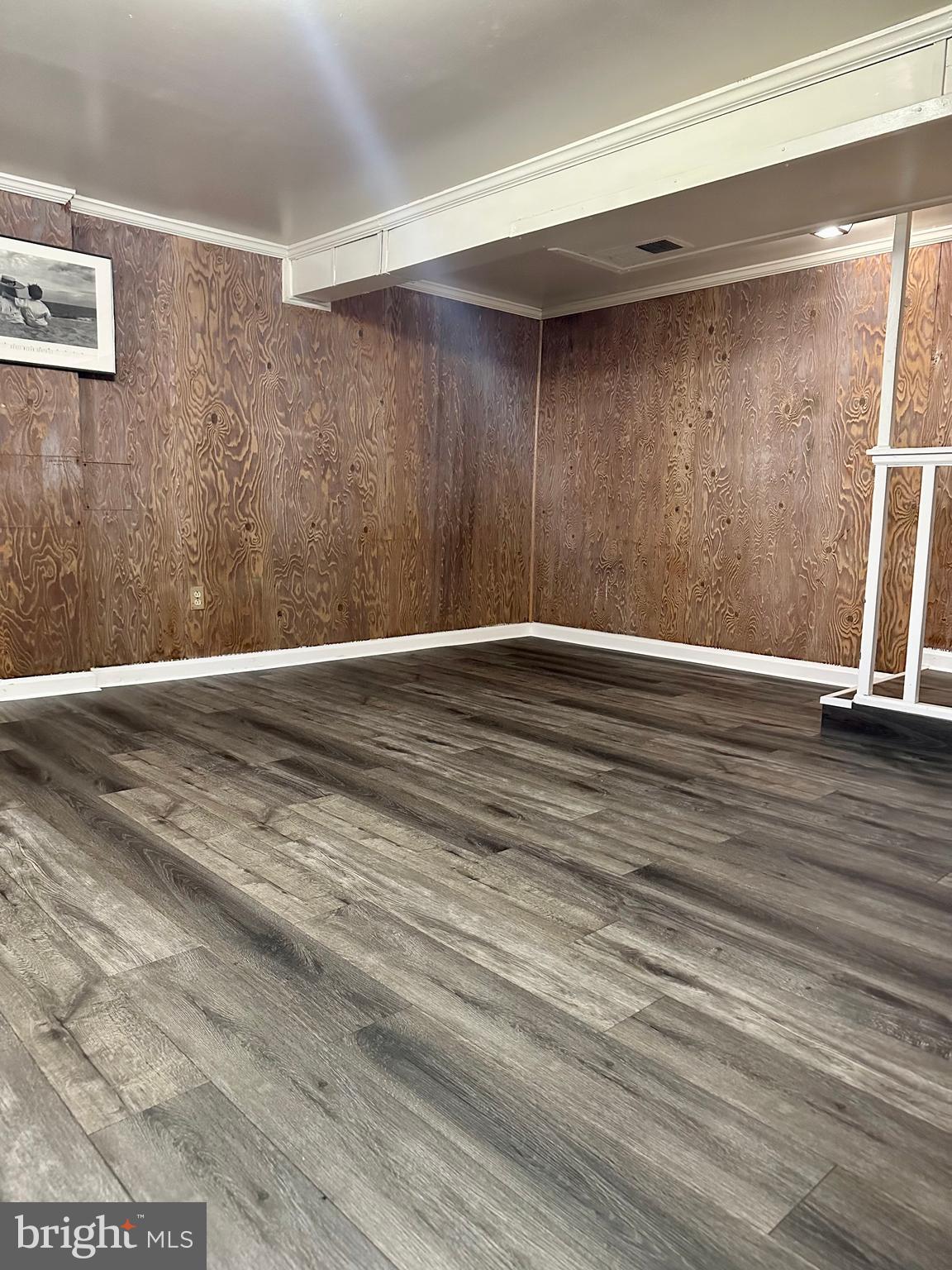 BROOKVILLE - Residential Lease