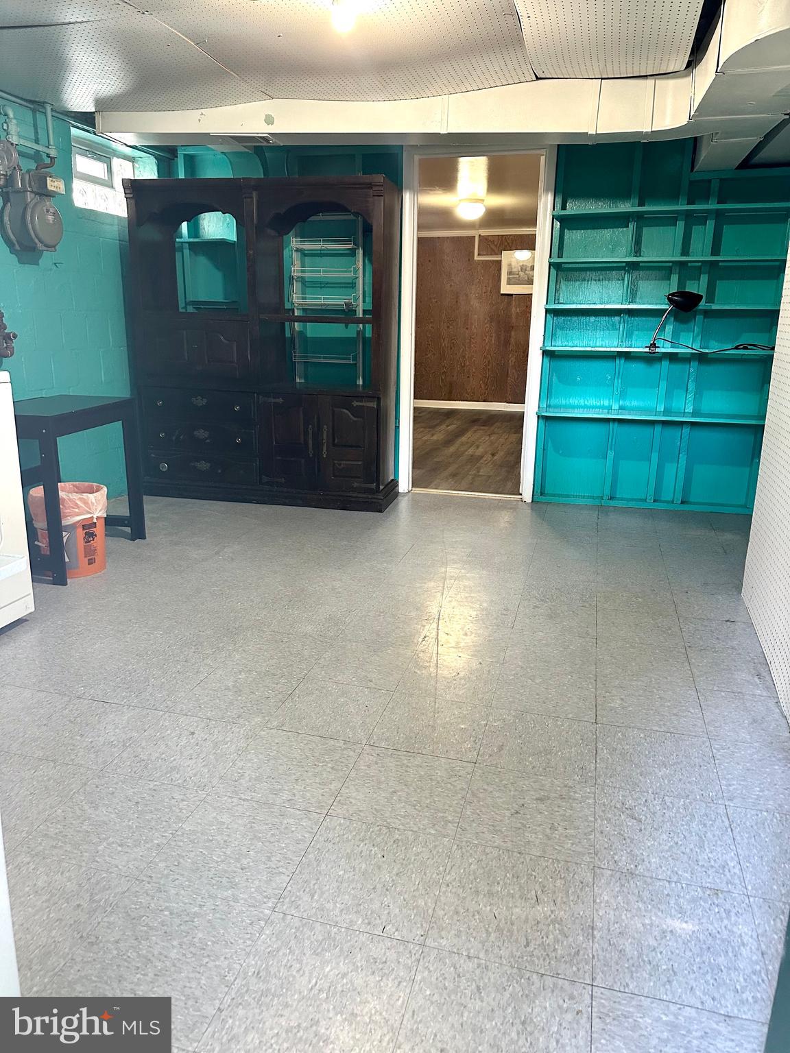 BROOKVILLE - Residential Lease