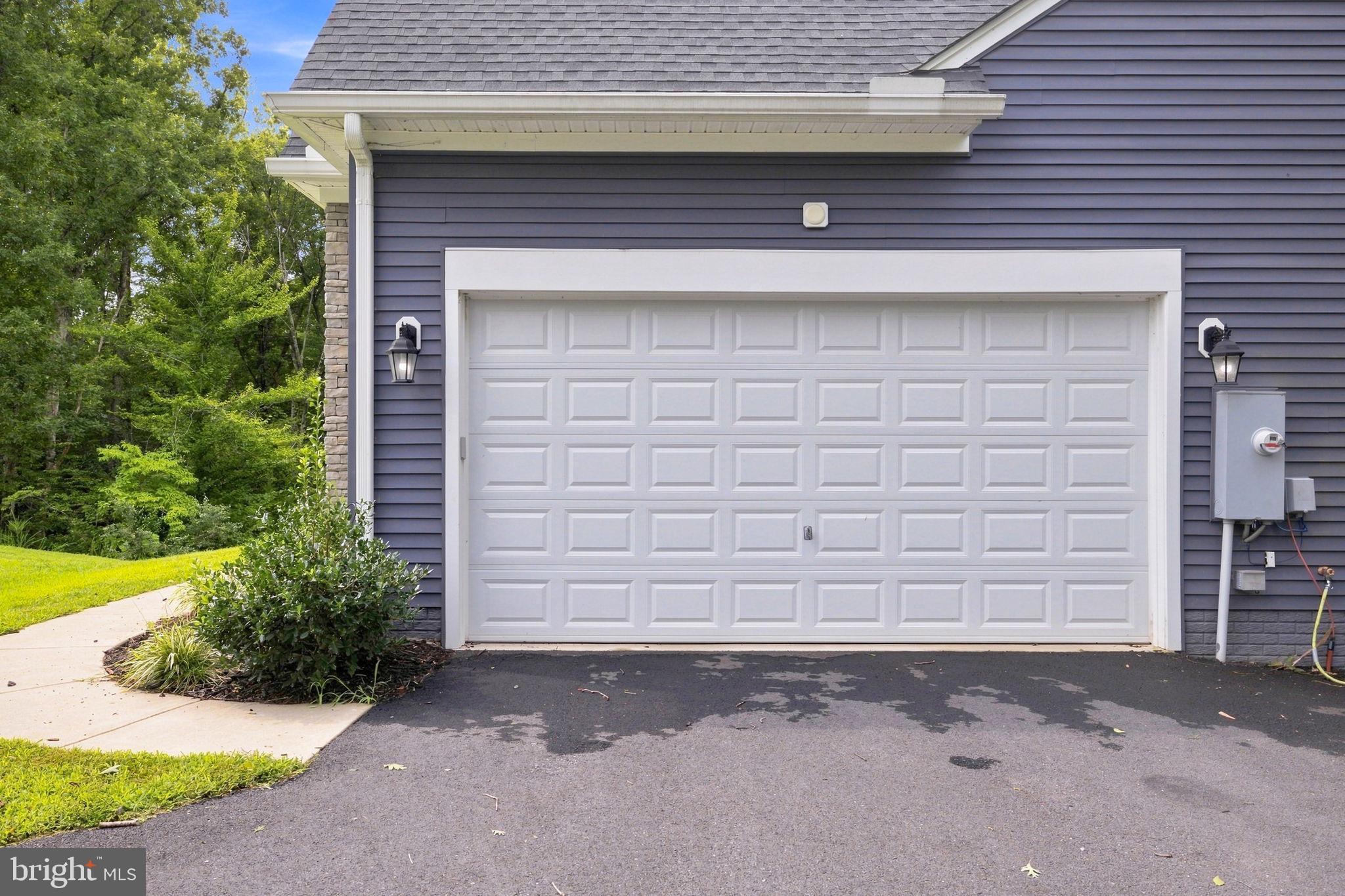 80 HOPEWELL DRIVE