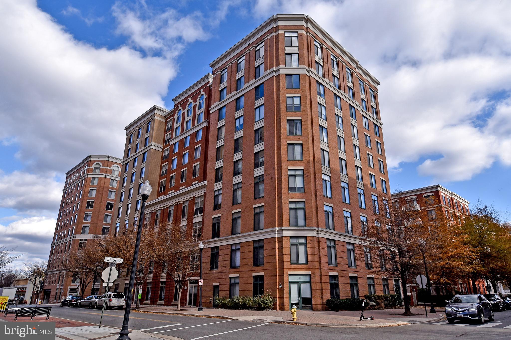 STATION SQUARE - Residential