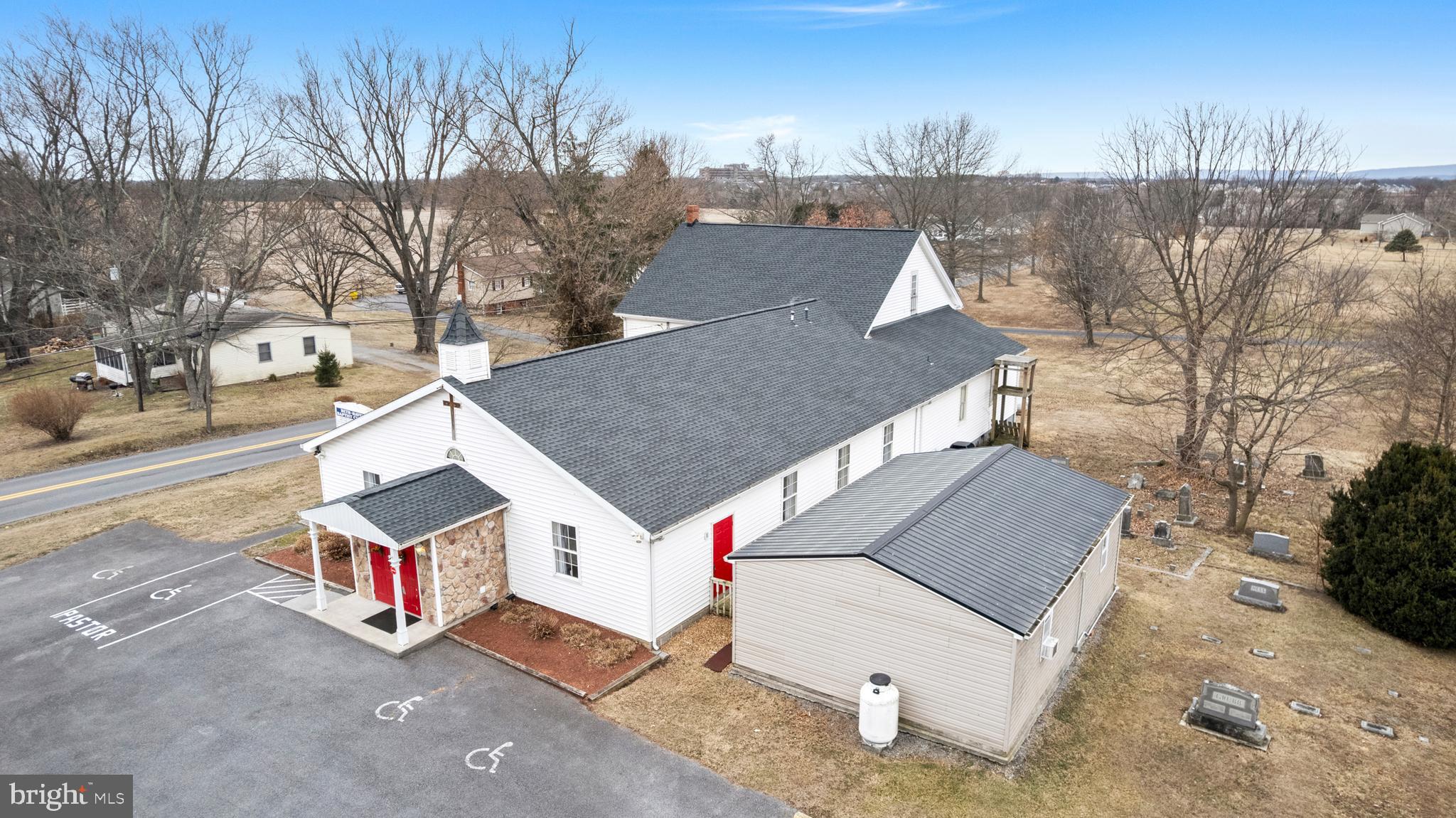 1523 VAN CLEVESVILLE ROAD