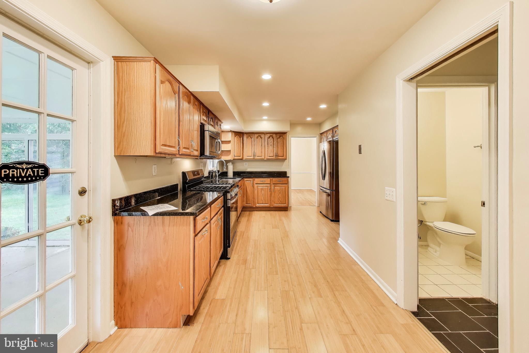 FOX HILLS OF POTOMAC - Residential Lease