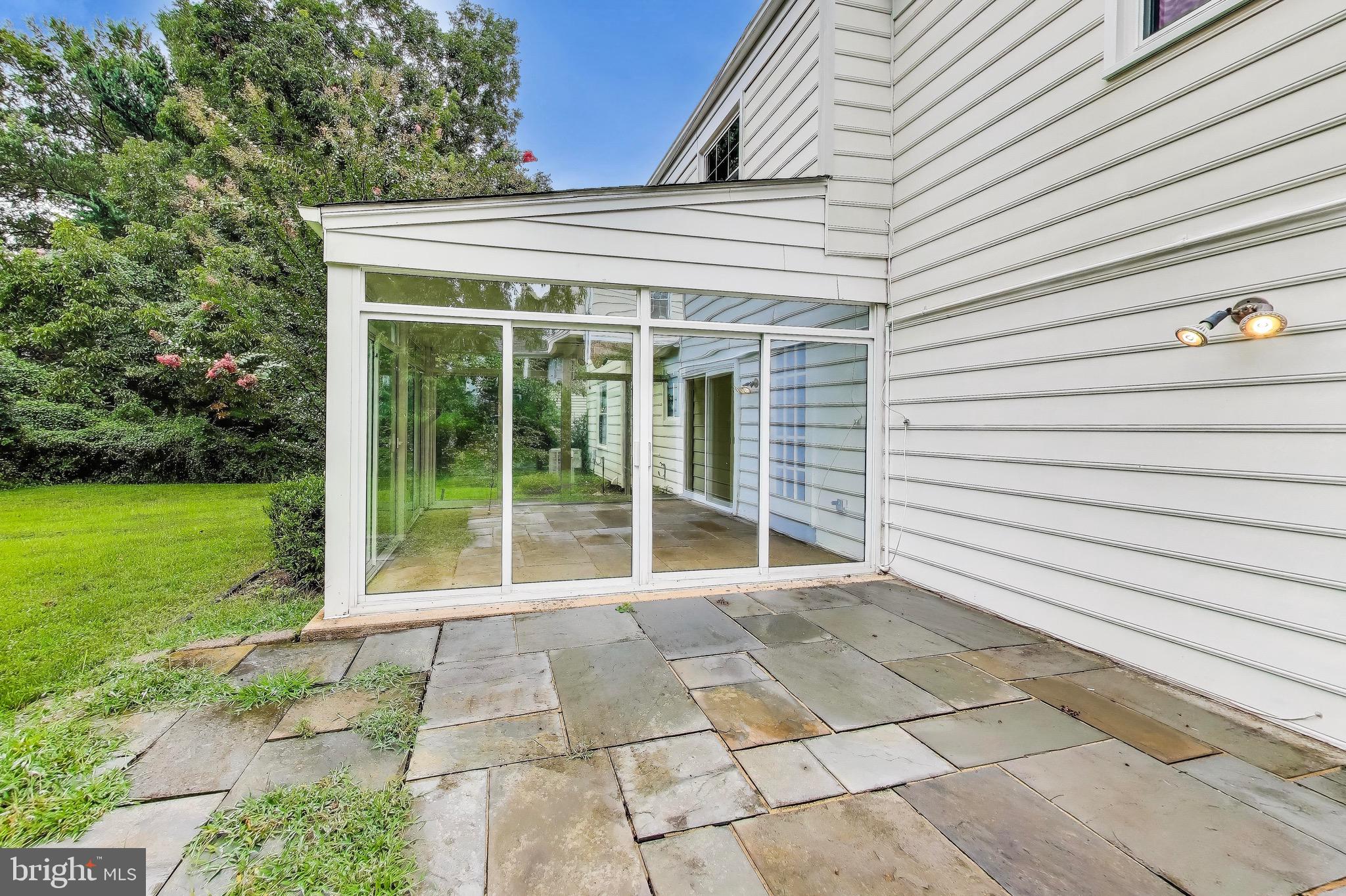 FOX HILLS OF POTOMAC - Residential Lease