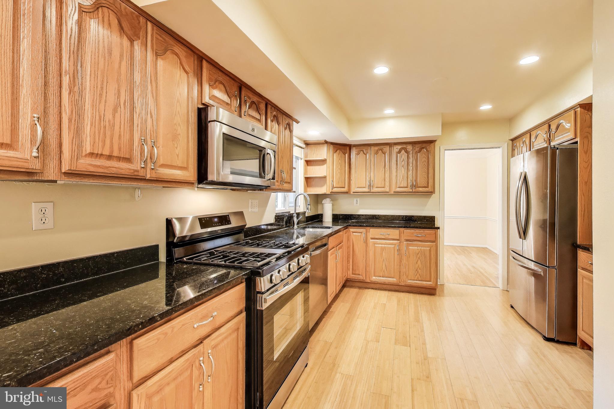 FOX HILLS OF POTOMAC - Residential Lease