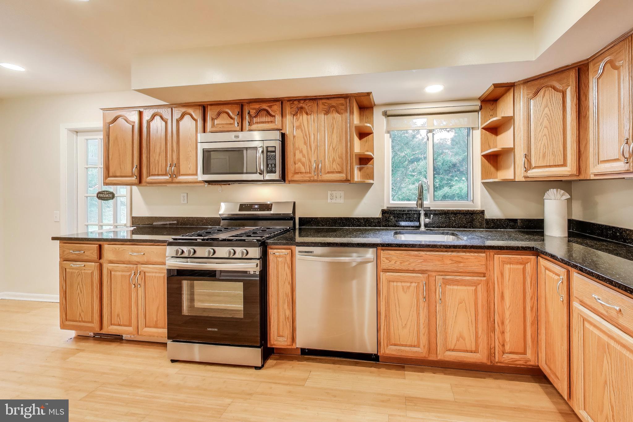 FOX HILLS OF POTOMAC - Residential Lease