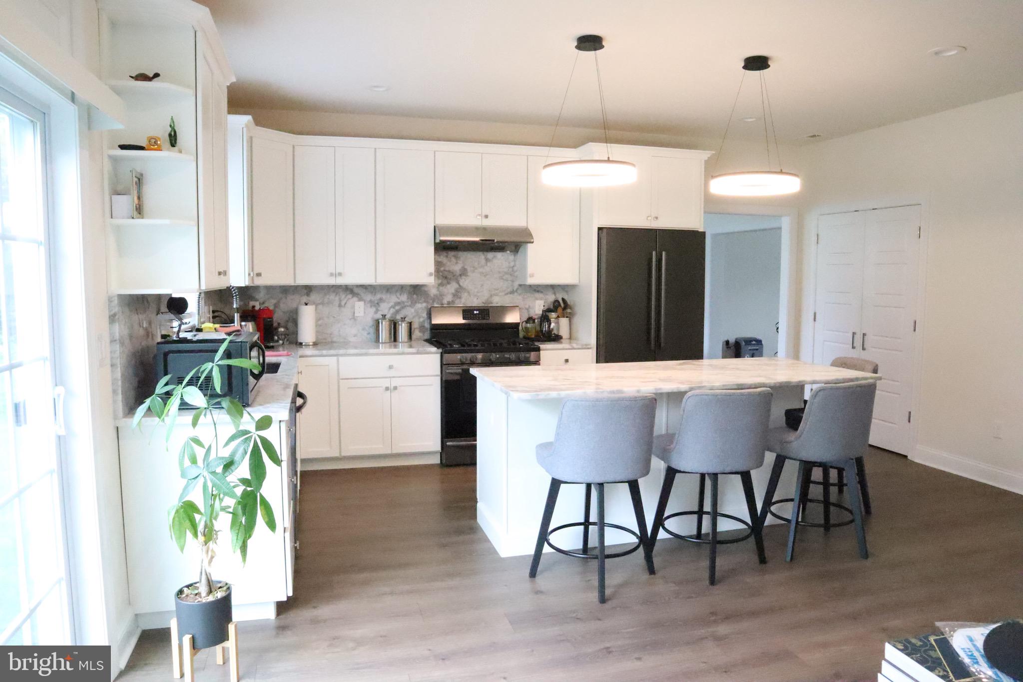 HIGHLAND PINES - Residential