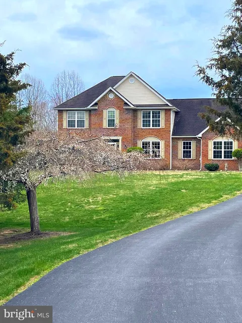 15735 Hens Rest Lane, Waldorf, MD MLS: MDCH2040190