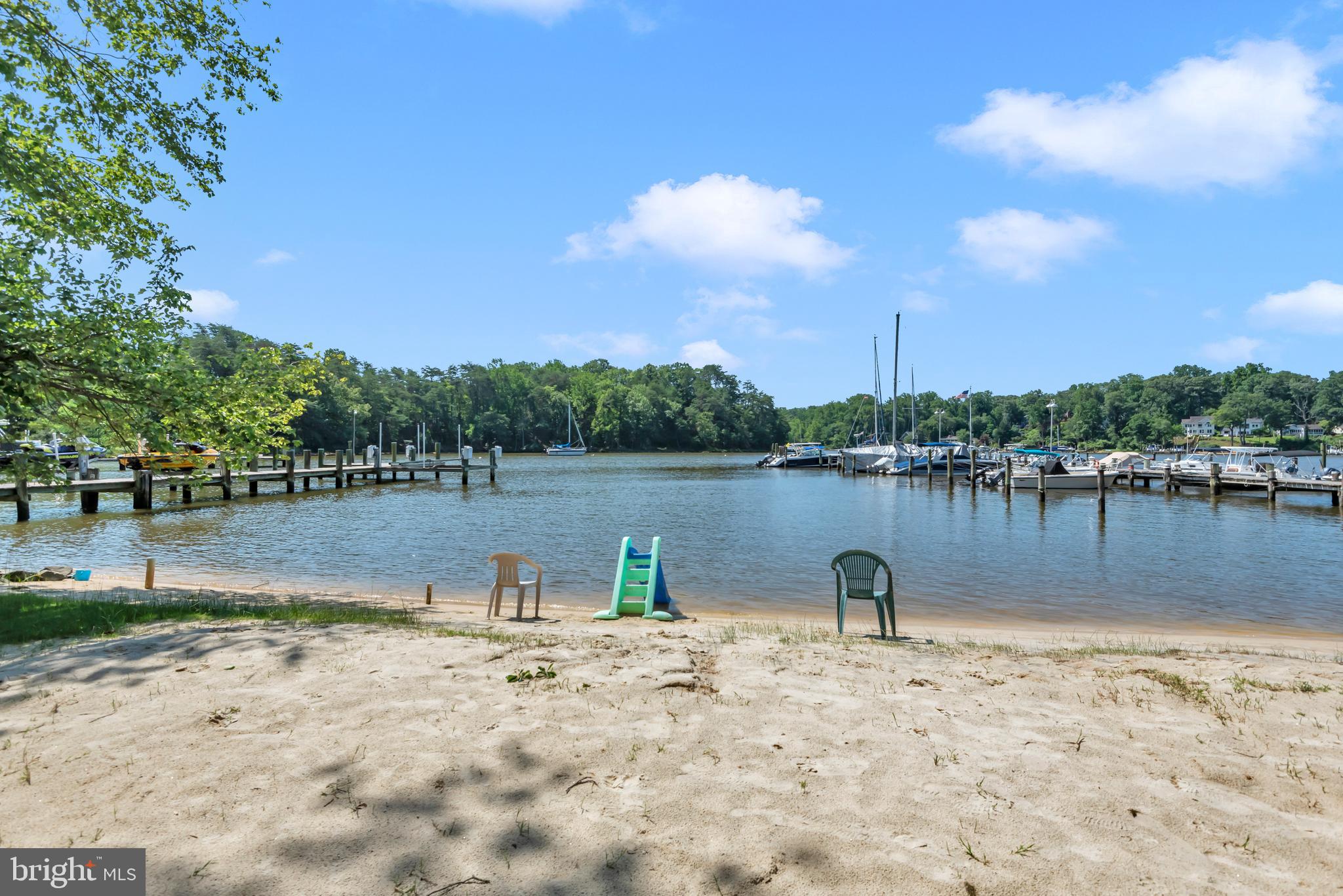 CARROLLTON MANOR - Residential