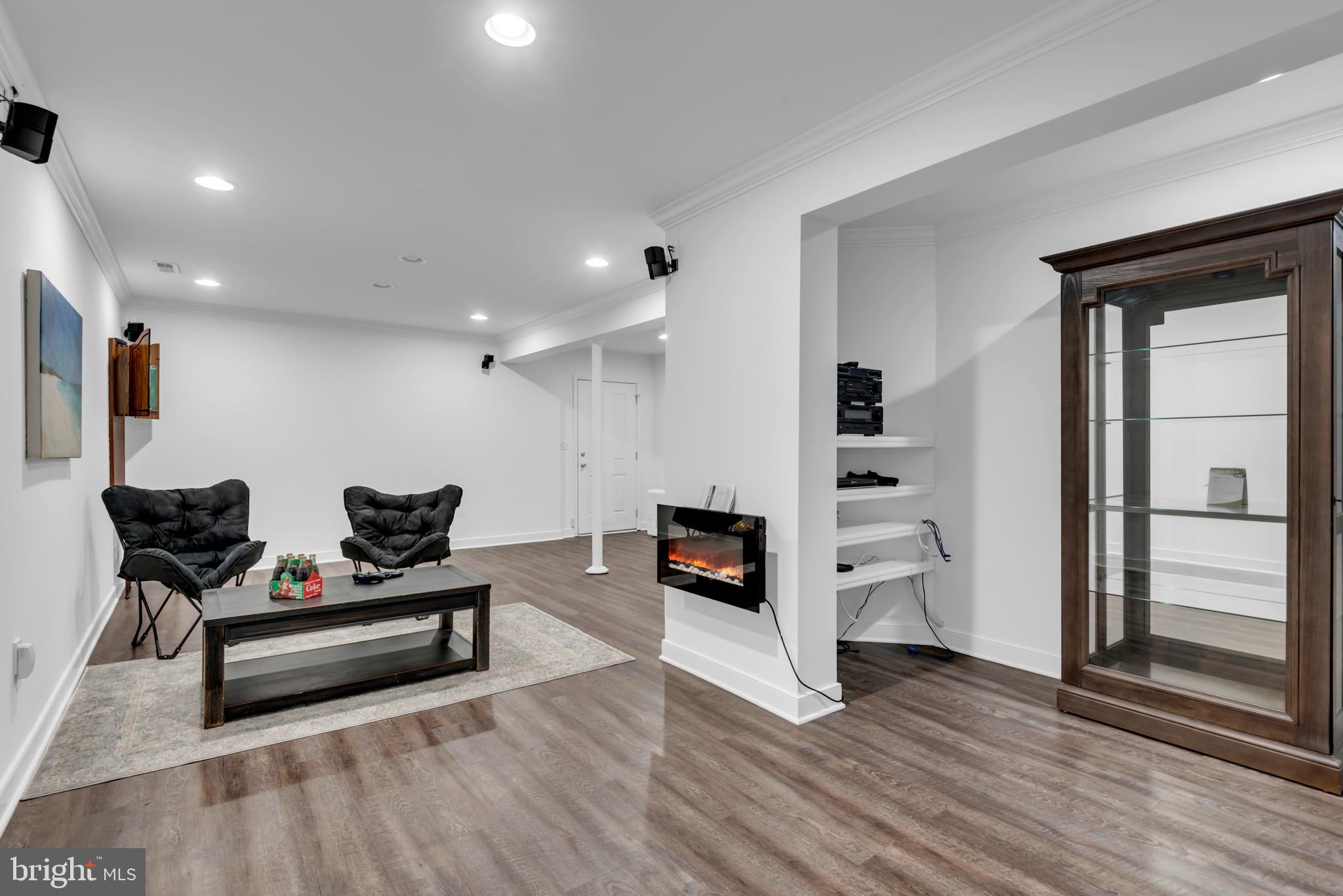 CARROLLTON MANOR - Residential