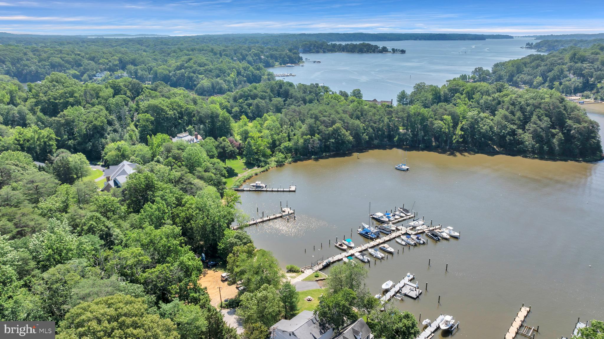 CARROLLTON MANOR - Residential