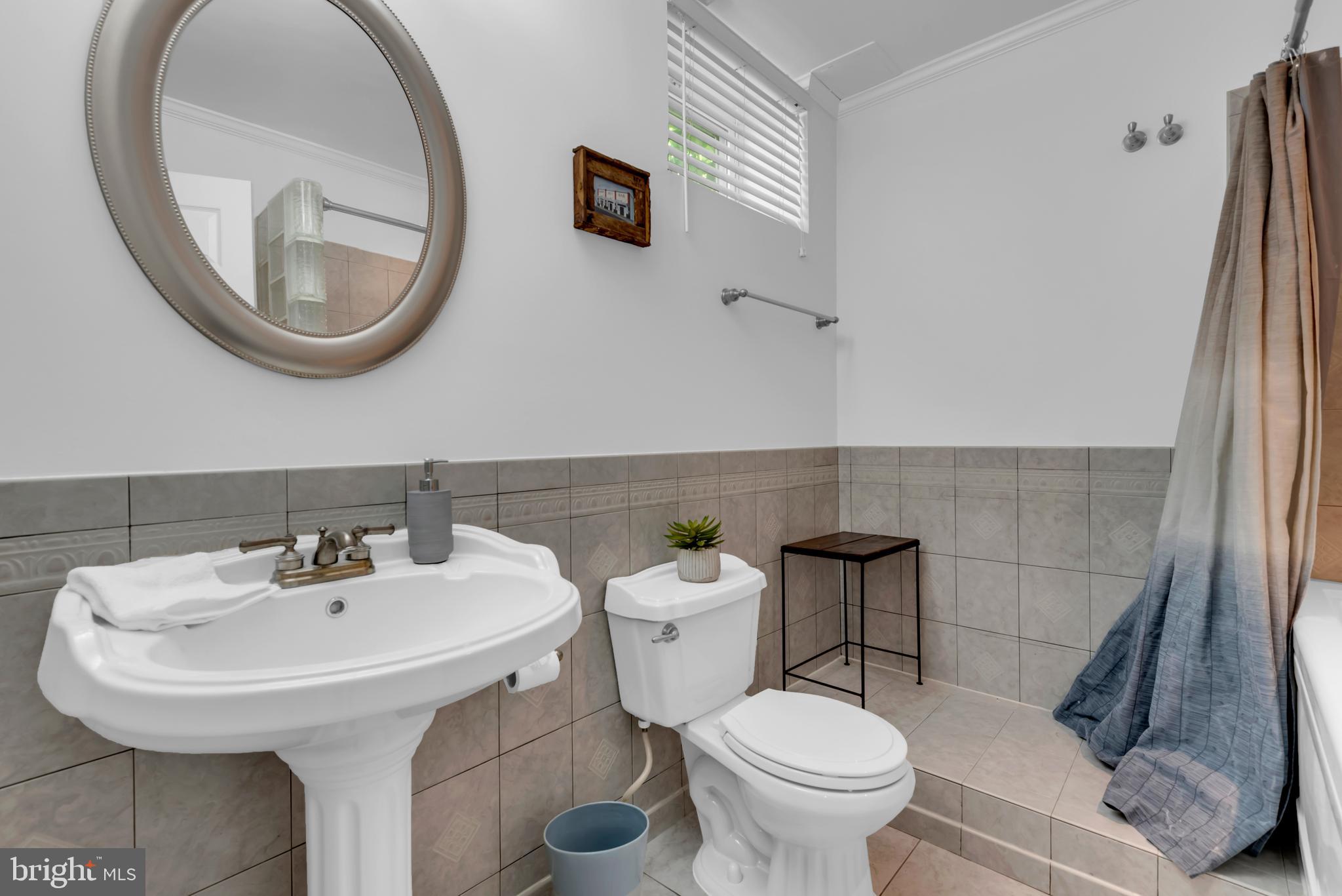 CARROLLTON MANOR - Residential