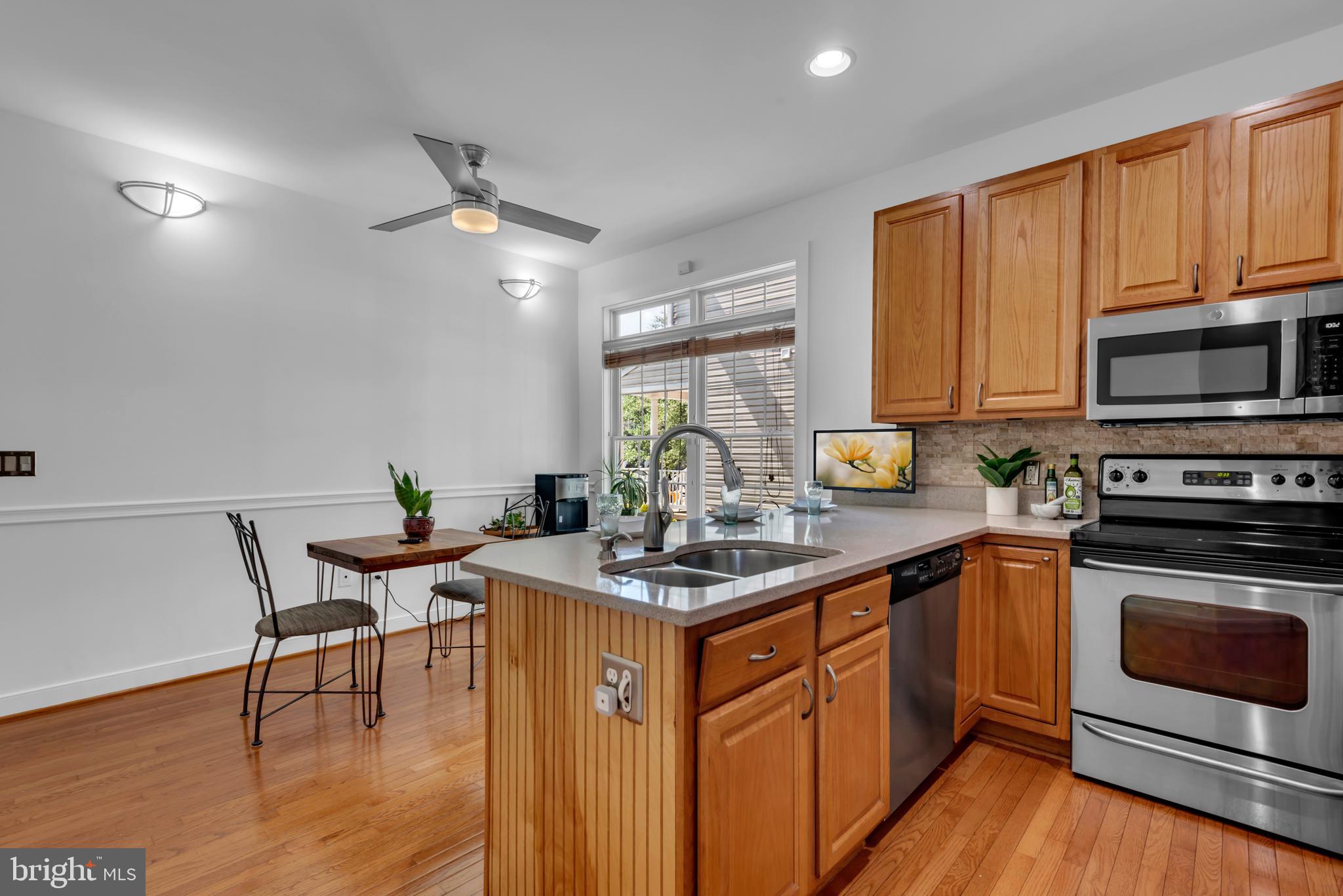 CARROLLTON MANOR - Residential