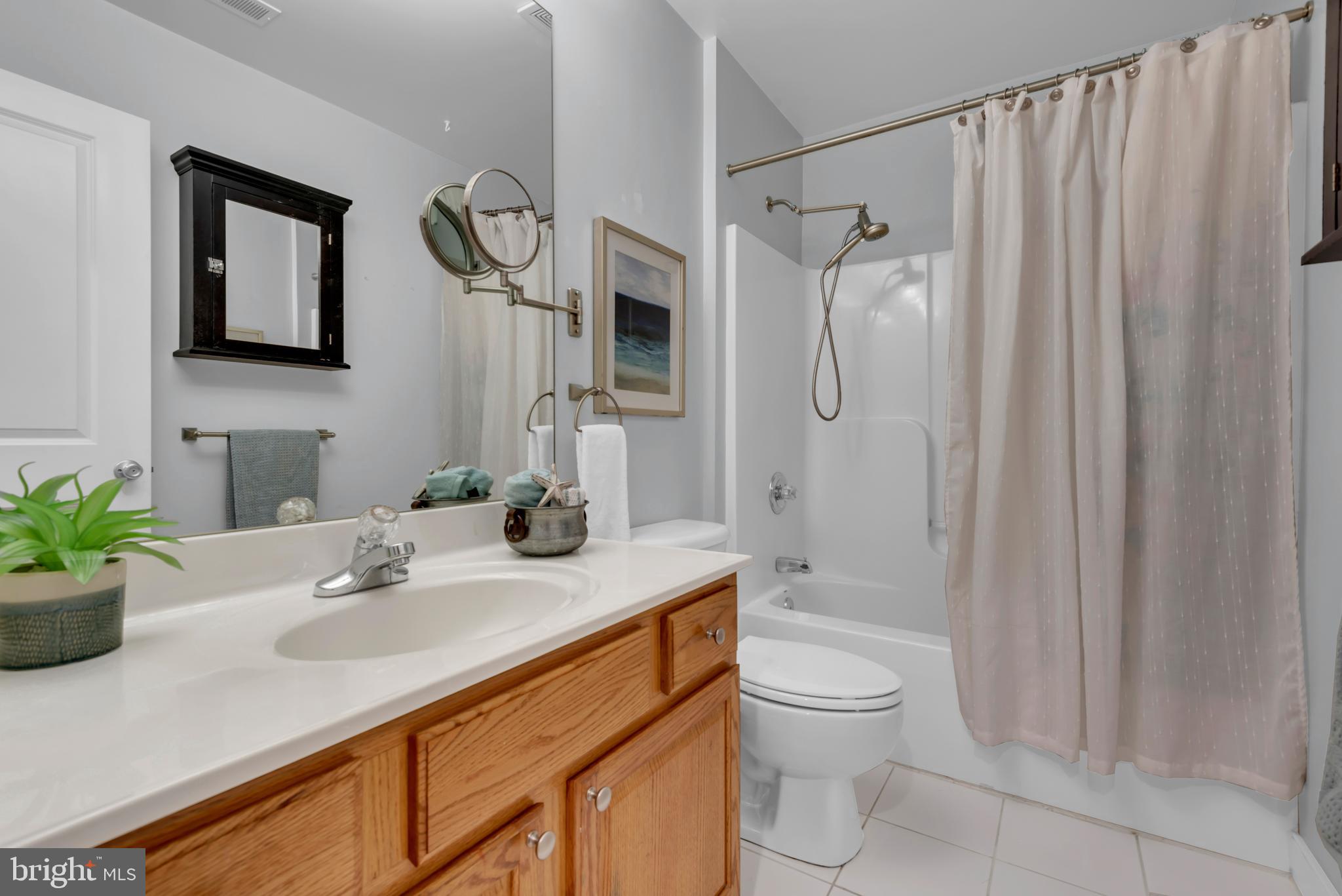 CARROLLTON MANOR - Residential