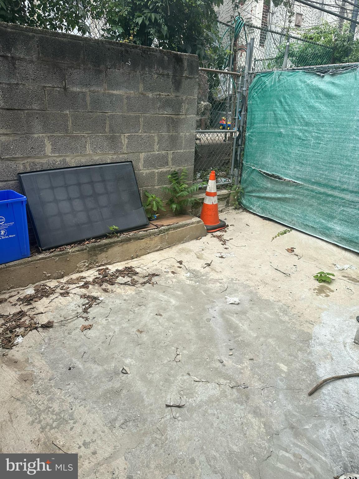 KENSINGTON - Residential