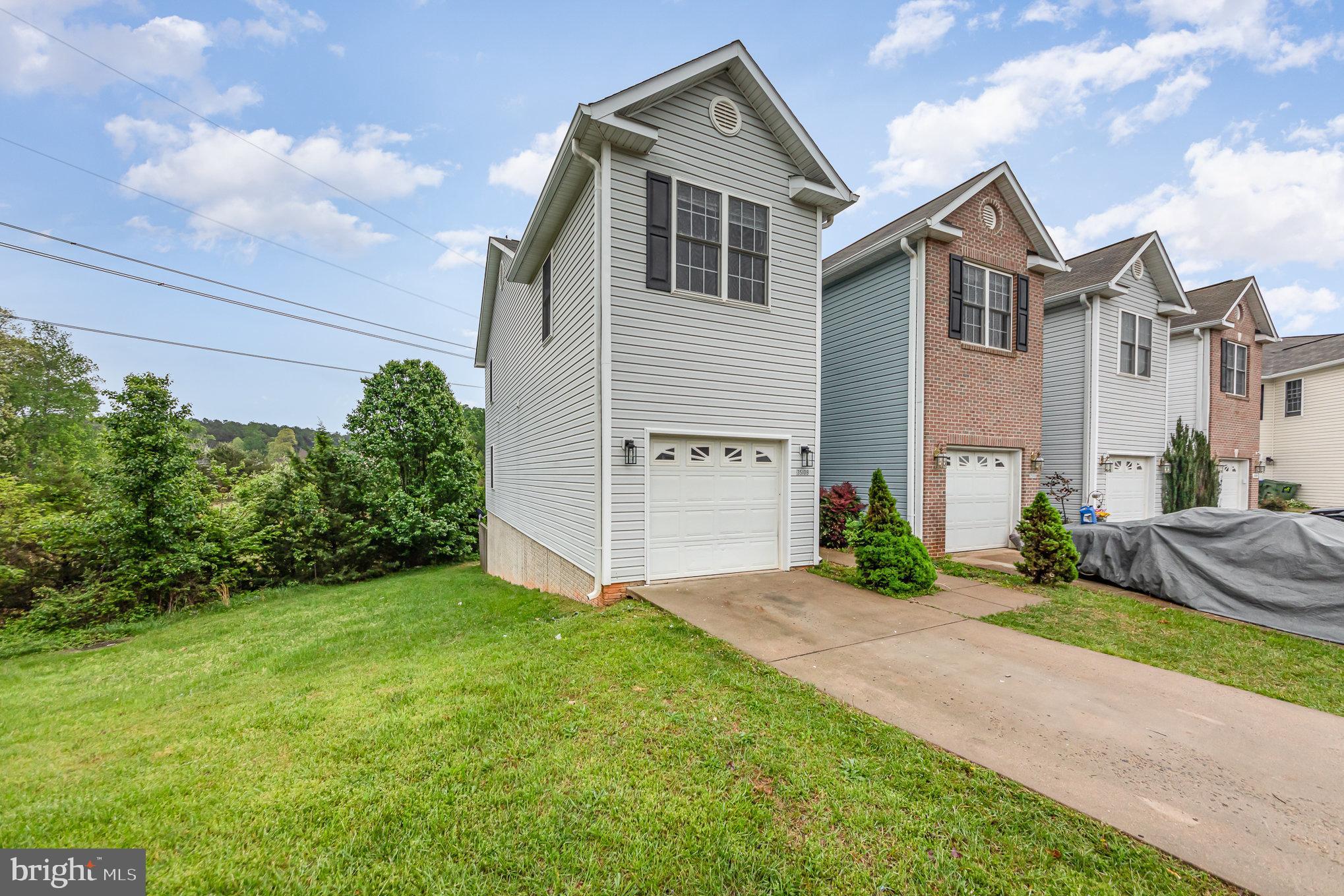 GERMANNA HEIGHTS - Residential Lease