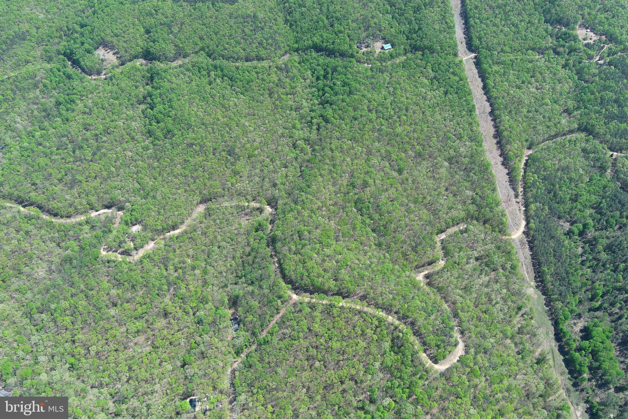 SHADOW KNOLLS - Land