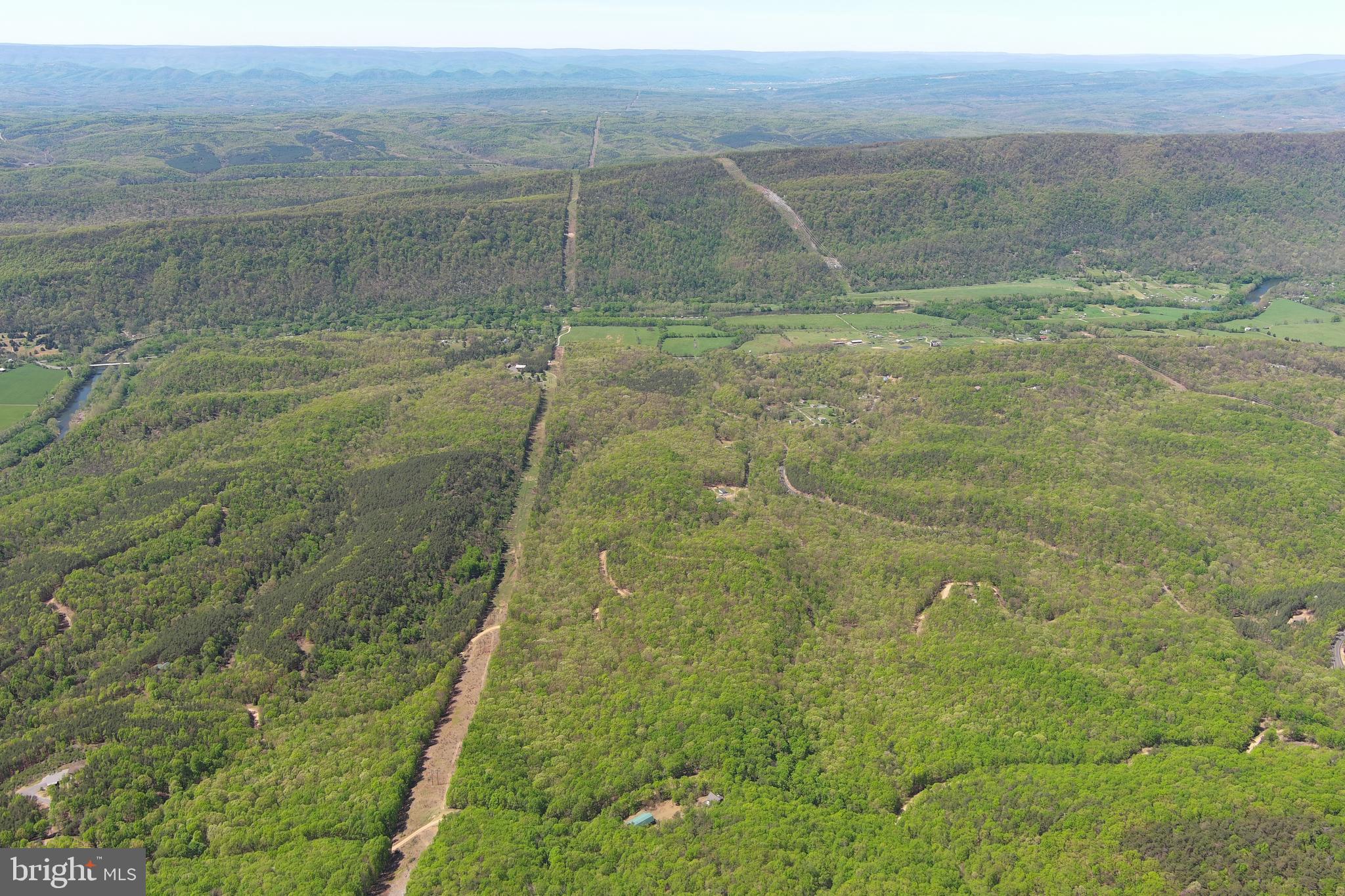 SHADOW KNOLLS - Land