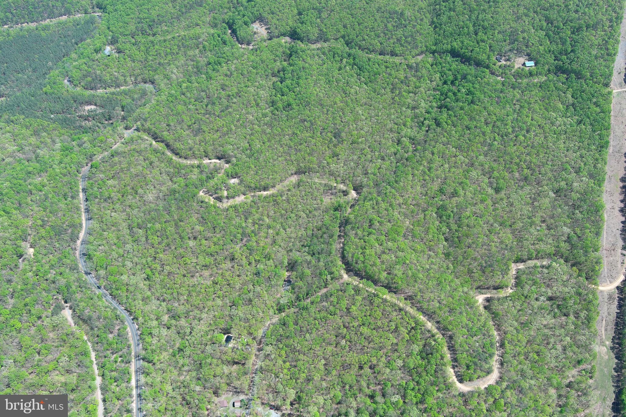 SHADOW KNOLLS - Land