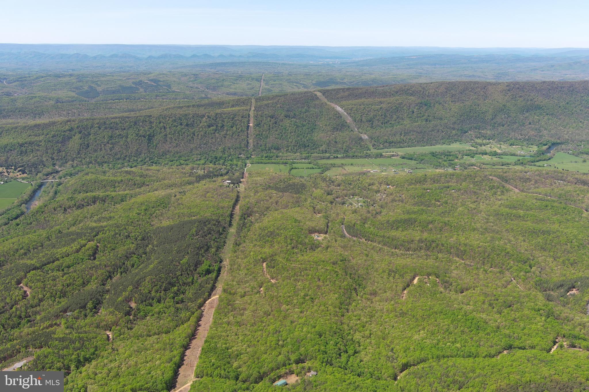 SHADOW KNOLLS - Land