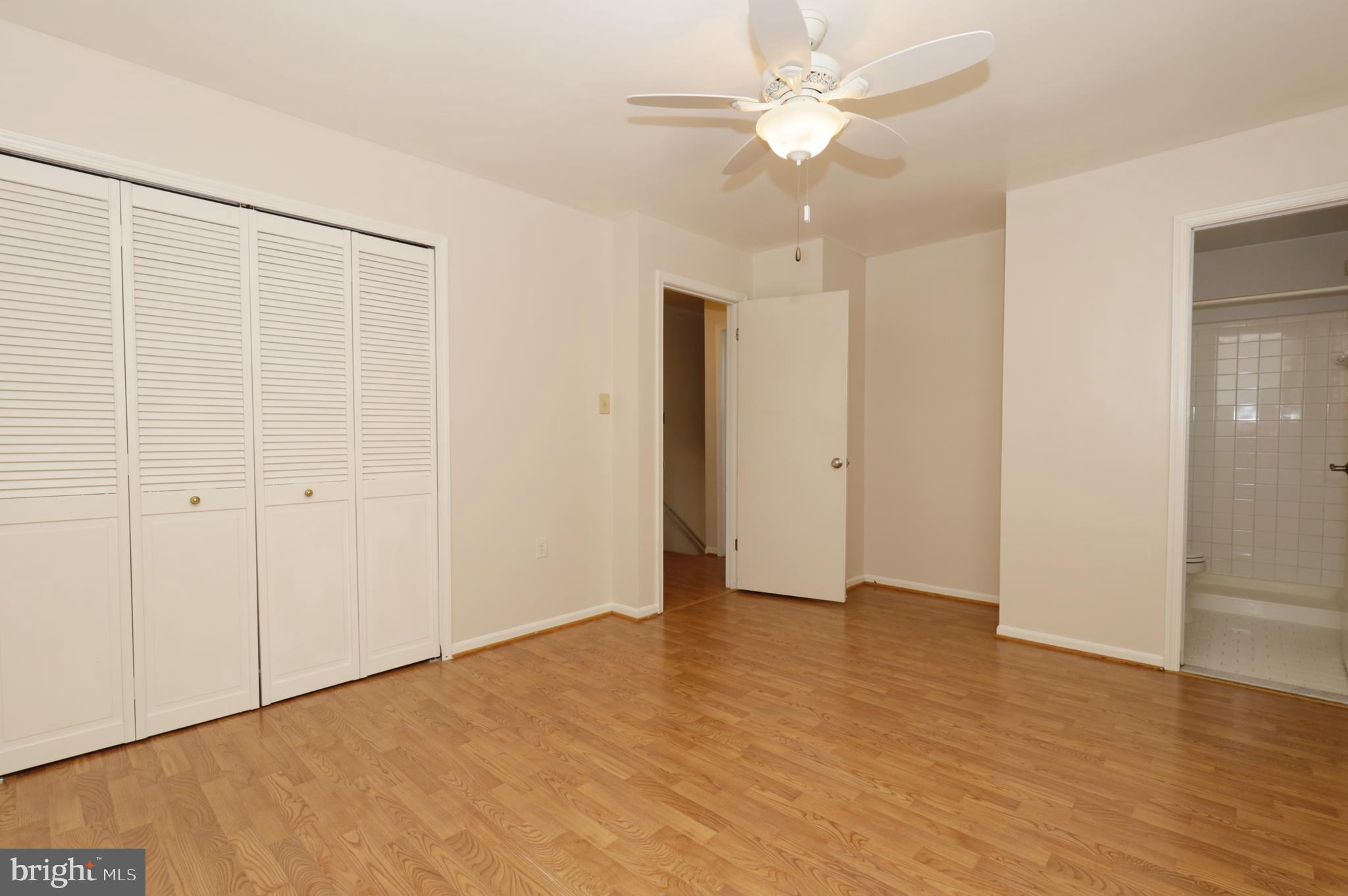 BURKE STATION SQUARE - Residential