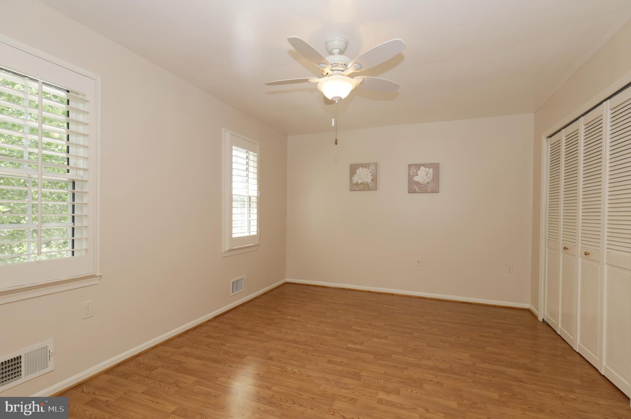 BURKE STATION SQUARE - Residential