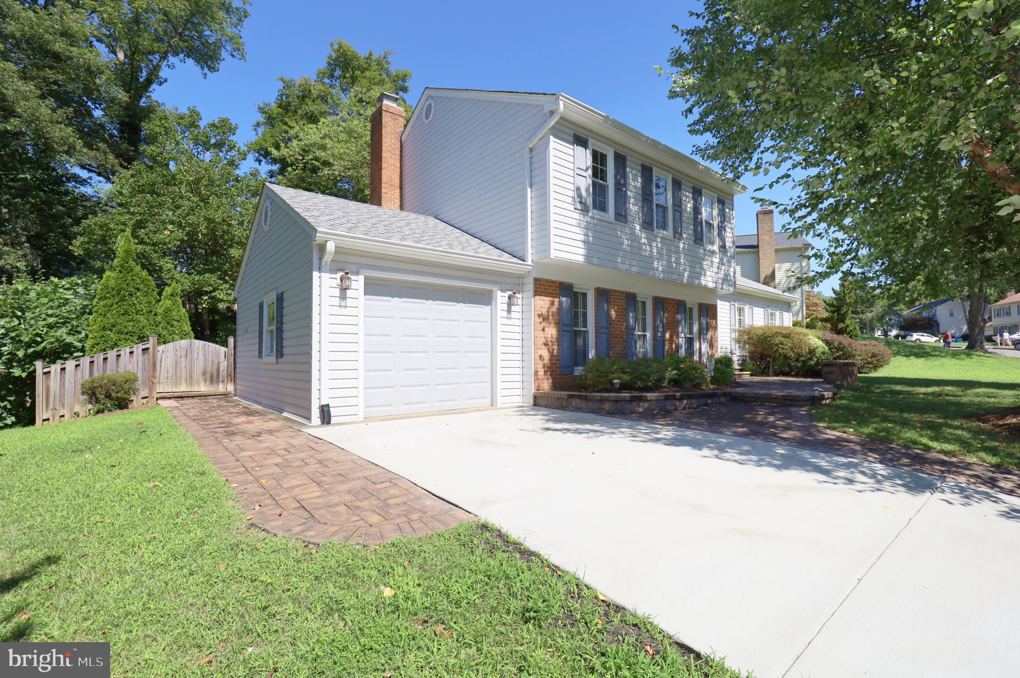 BURKE STATION SQUARE - Residential