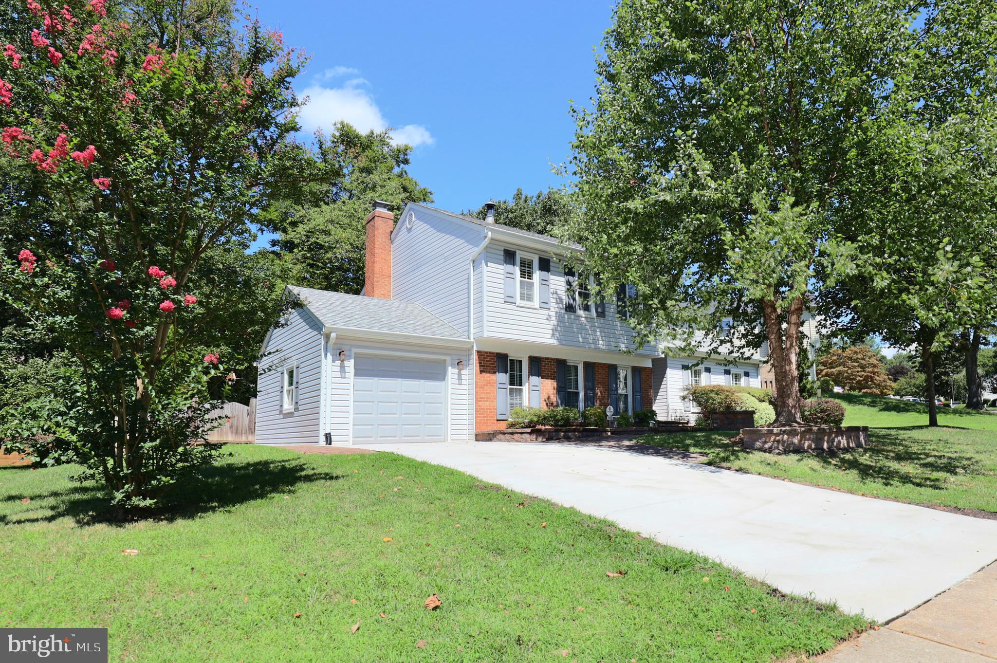 BURKE STATION SQUARE - Residential