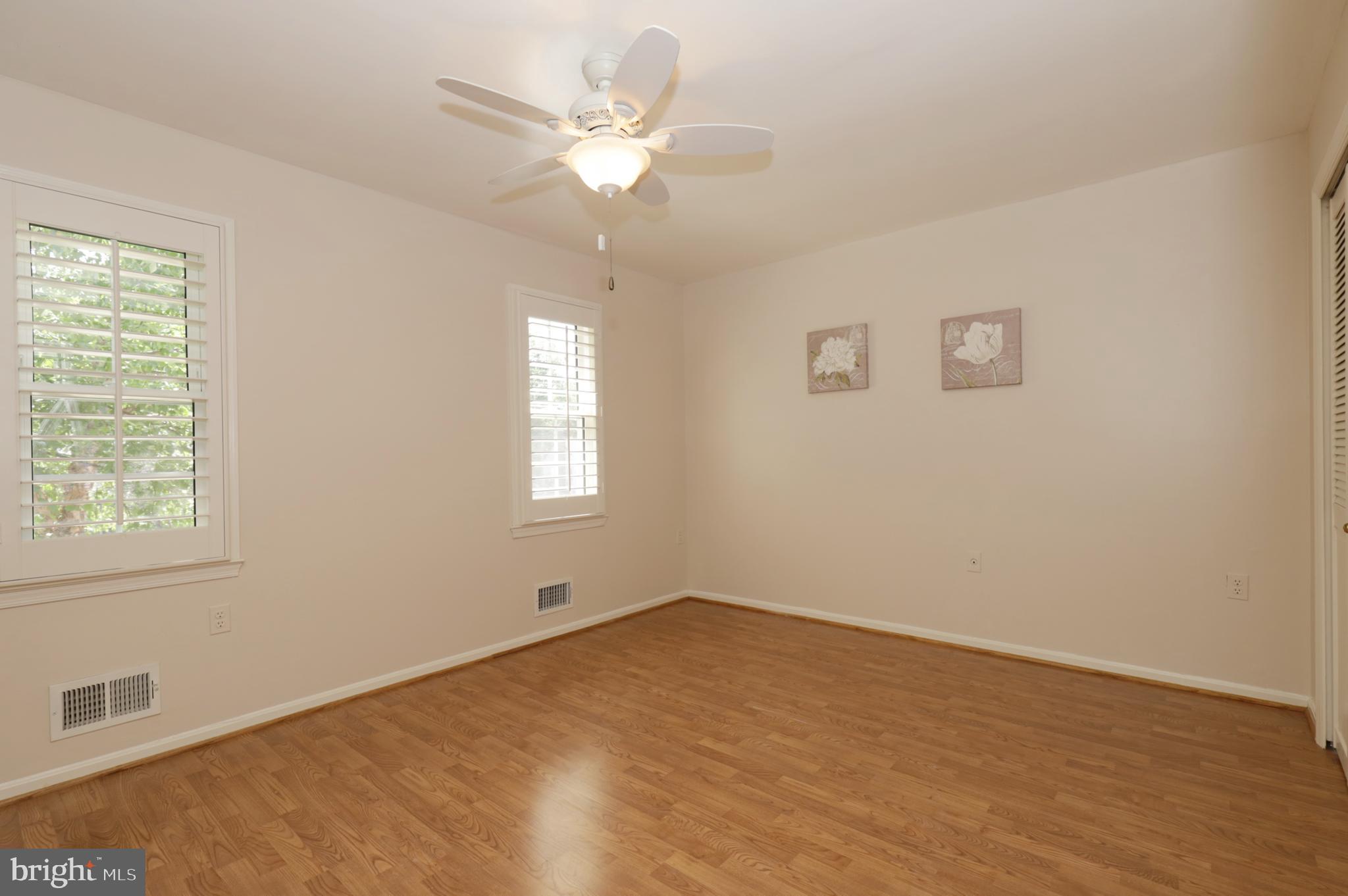 BURKE STATION SQUARE - Residential