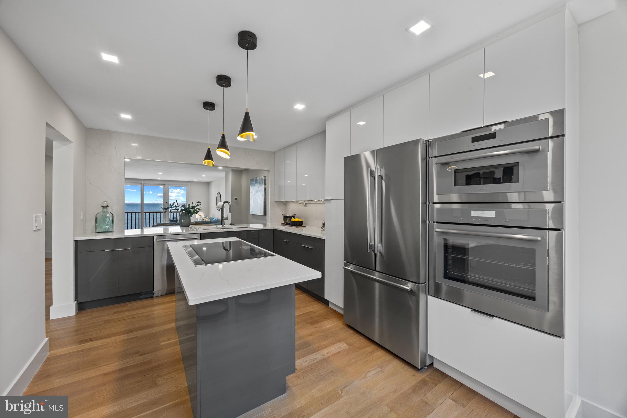 CHESAPEAKE HARBOUR - Residential