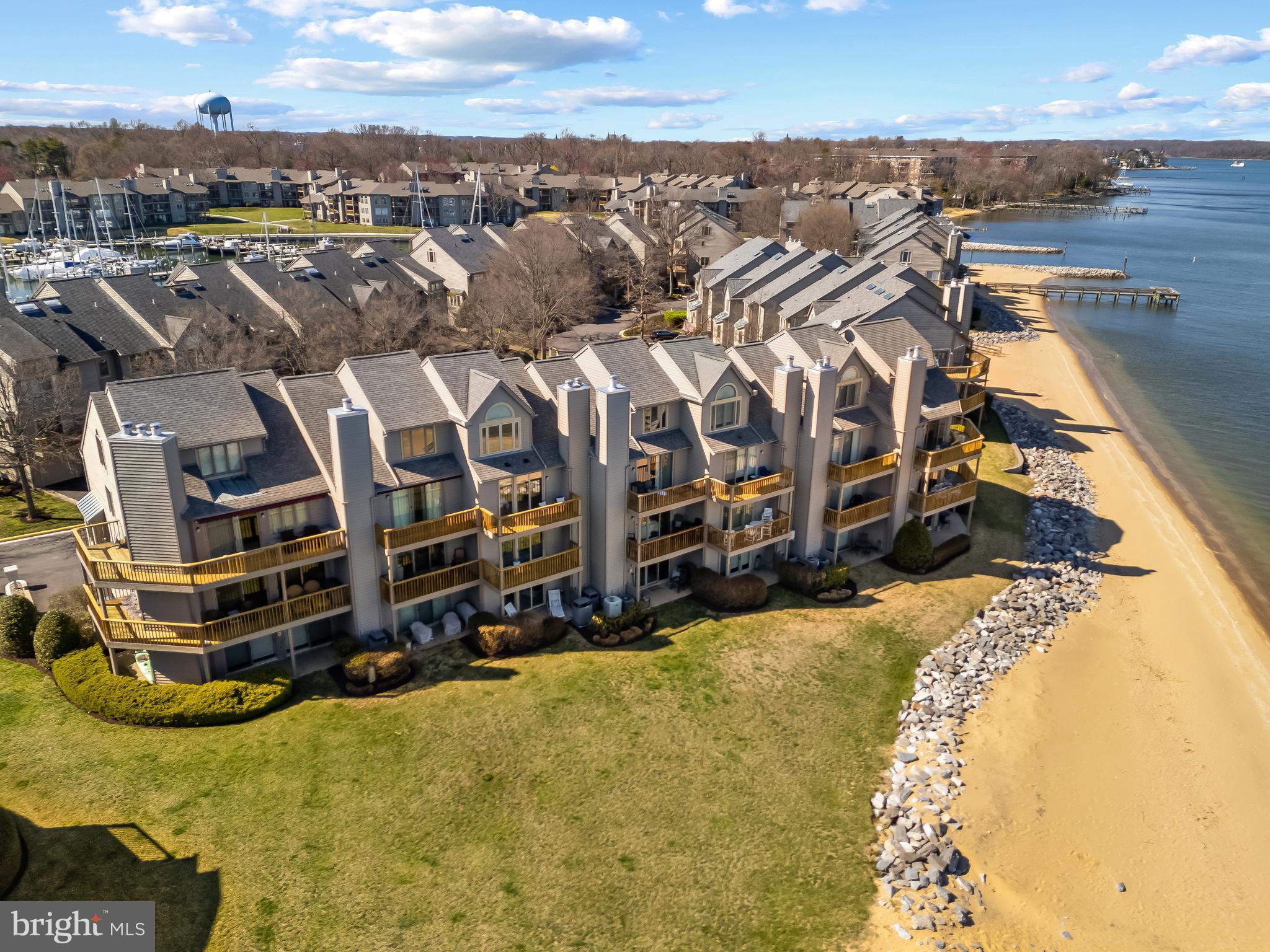 CHESAPEAKE HARBOUR - Residential